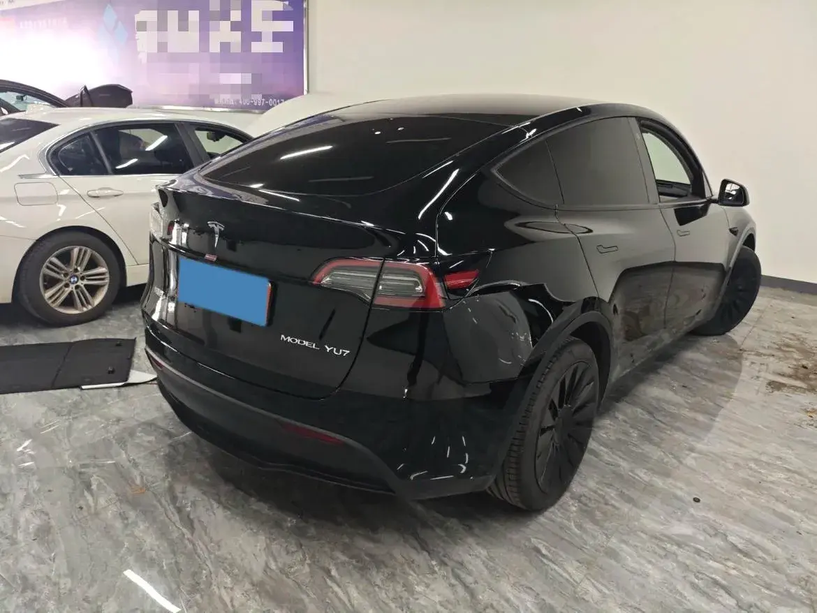 2022 TESLA MODEL thumbnail 2