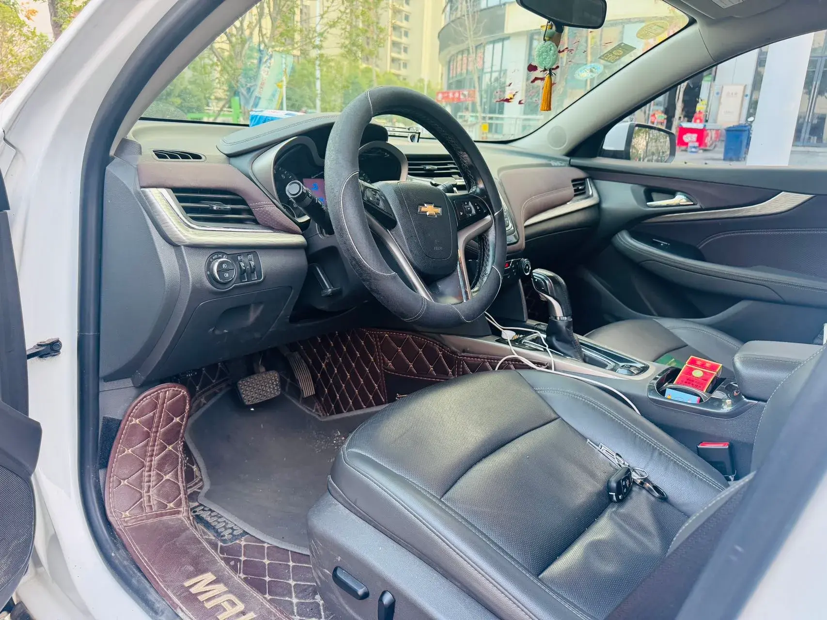 2018 CHEVROLET MALIBU thumbnail 4