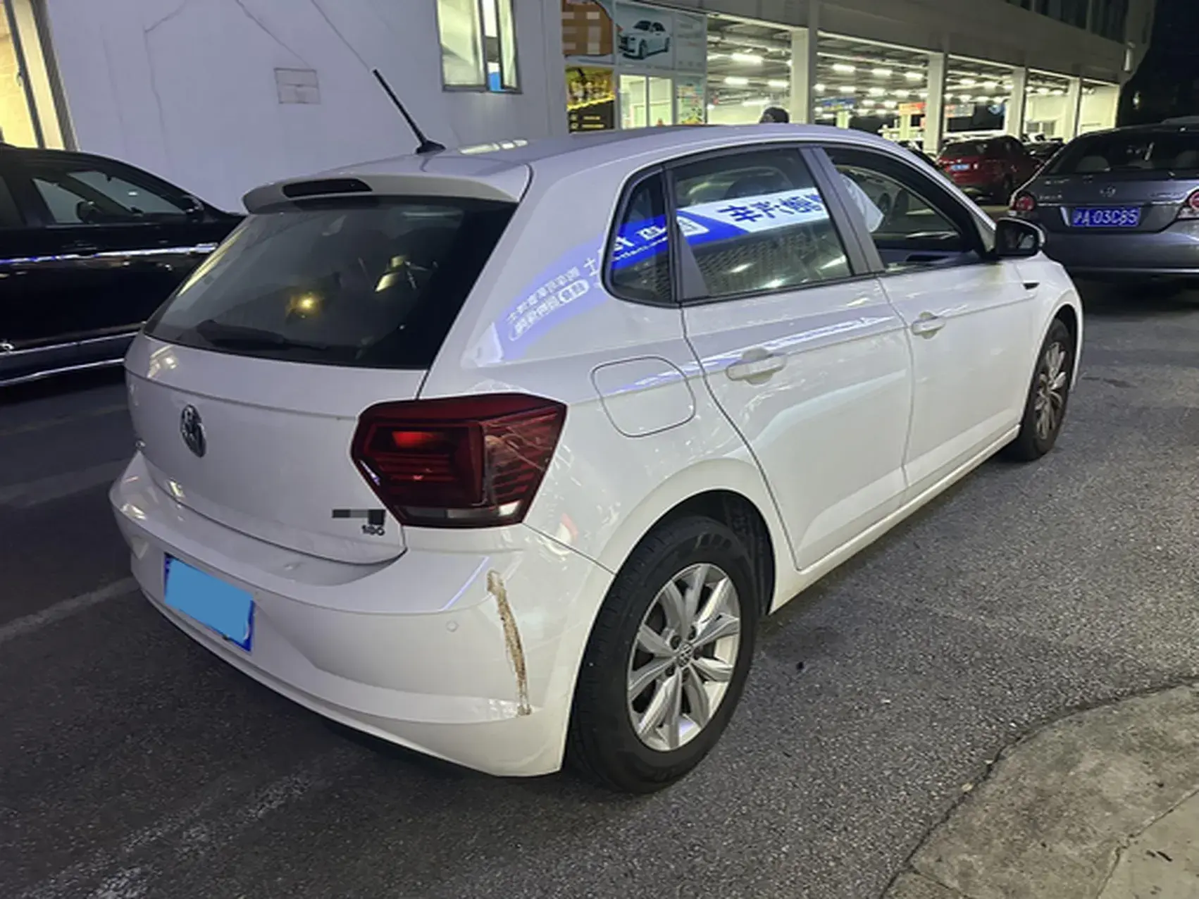 2019 VOLKSWAGEN POLO thumbnail 3