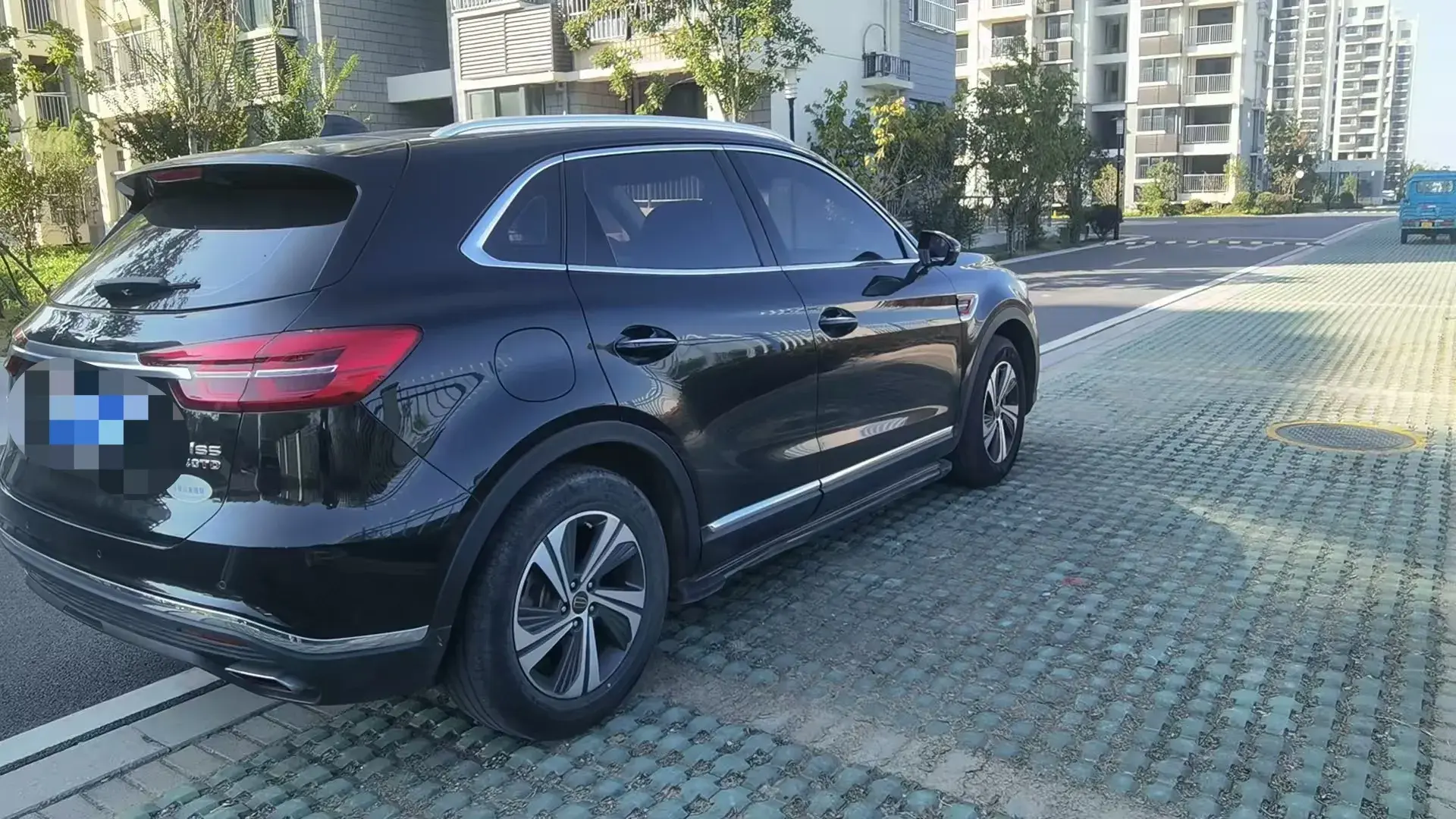 2019 HONGQI HS5 thumbnail 3