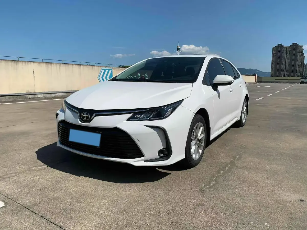 2021 Toyota Corolla 1.2T 116HP L4 CVT