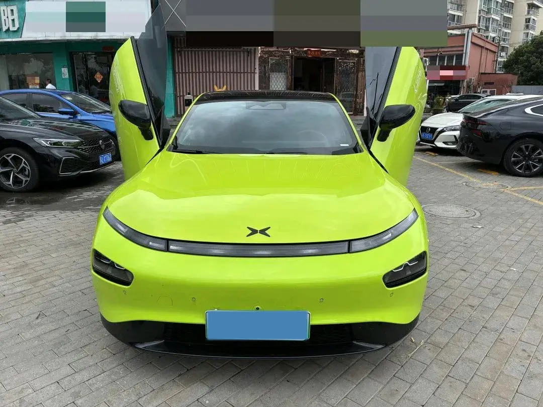 2021 XPENG P7 thumbnail 2