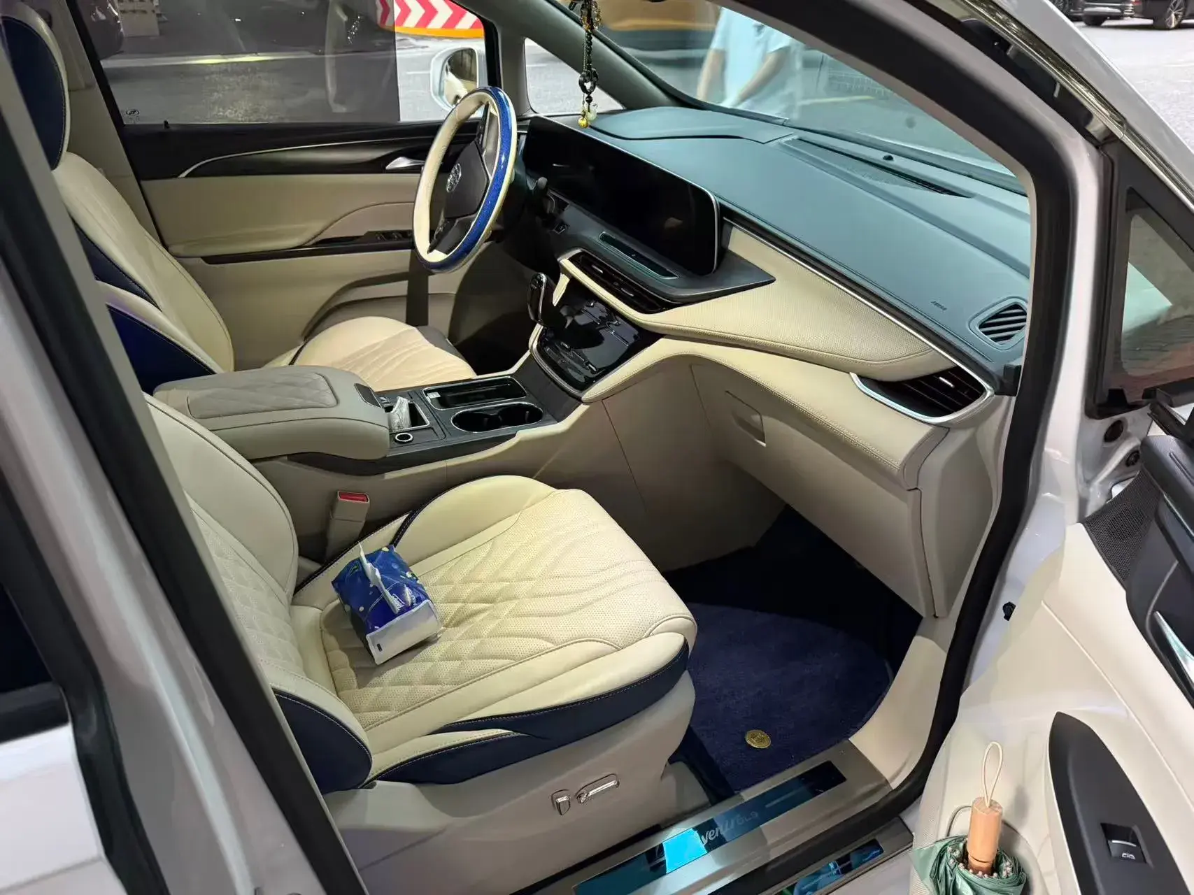 2022 BUICK GL8 thumbnail 4