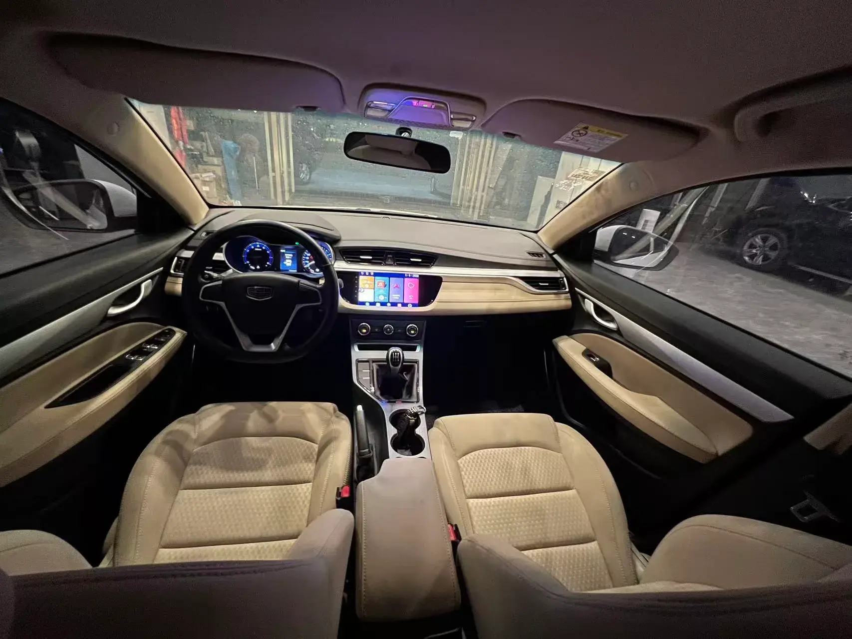 2018 GEELY EMGRAND thumbnail 4