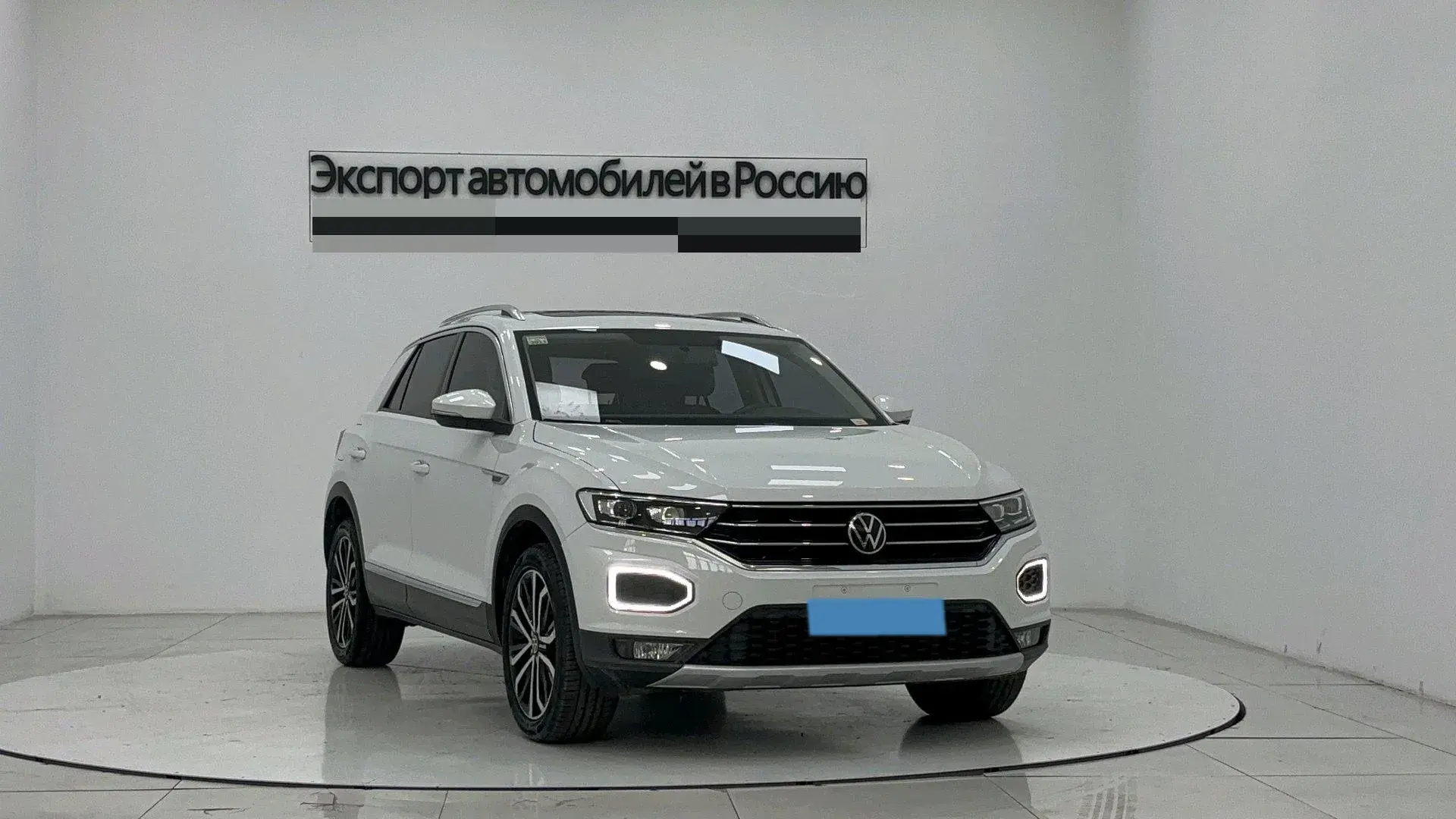 2021 VOLKSWAGEN T-ROC thumbnail 2