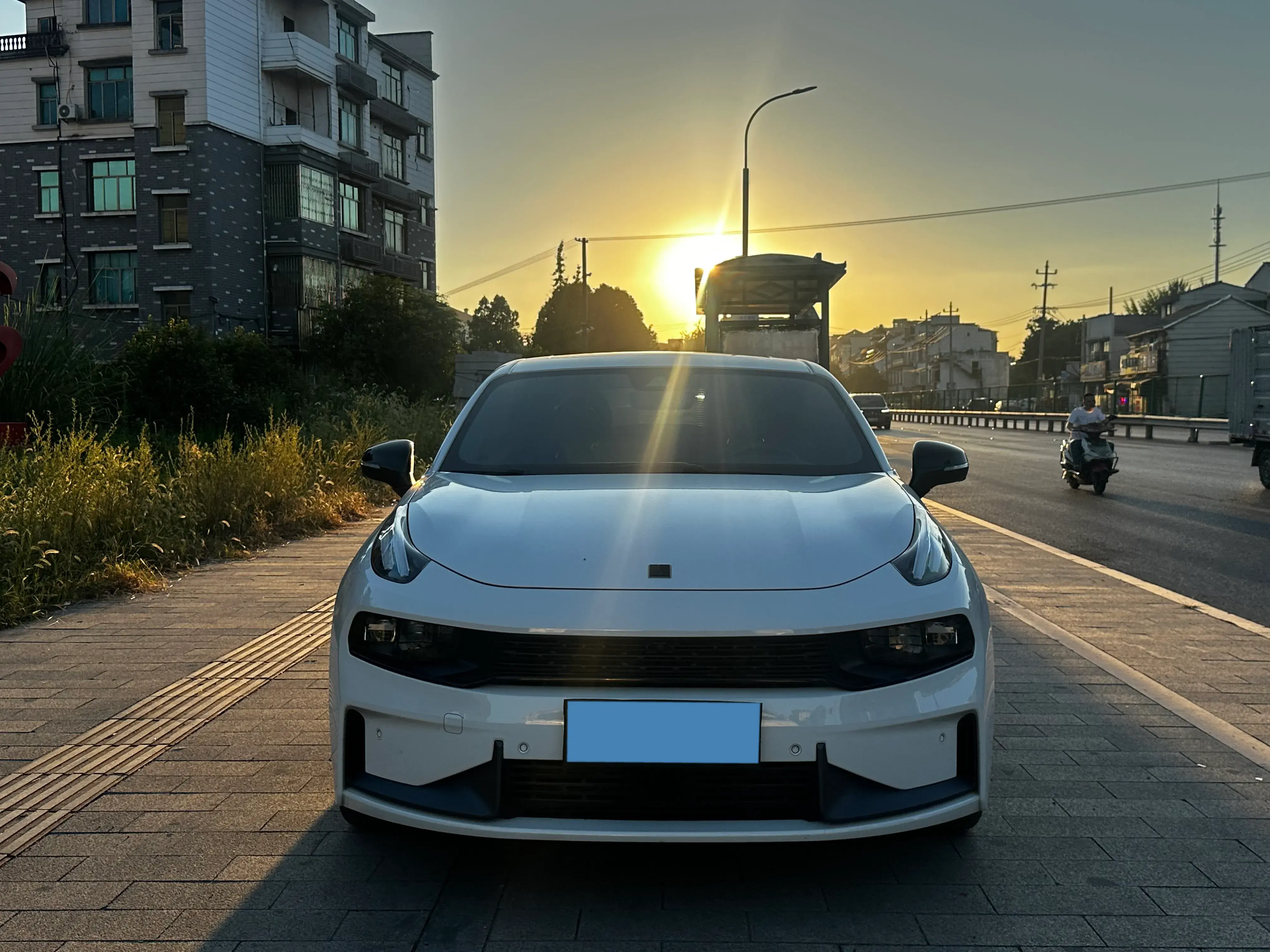 2021 LYNK&CO 03 thumbnail 2