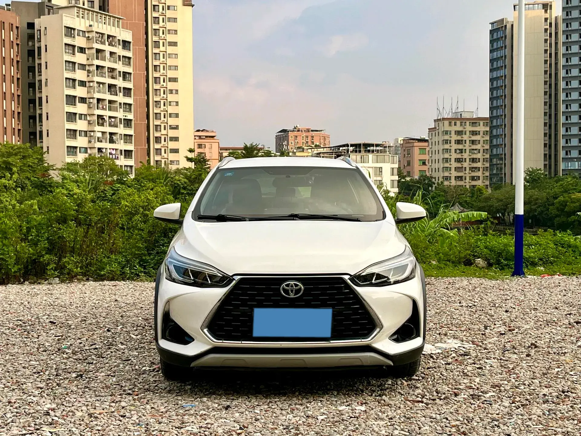 2020 TOYOTA YARIS thumbnail 2