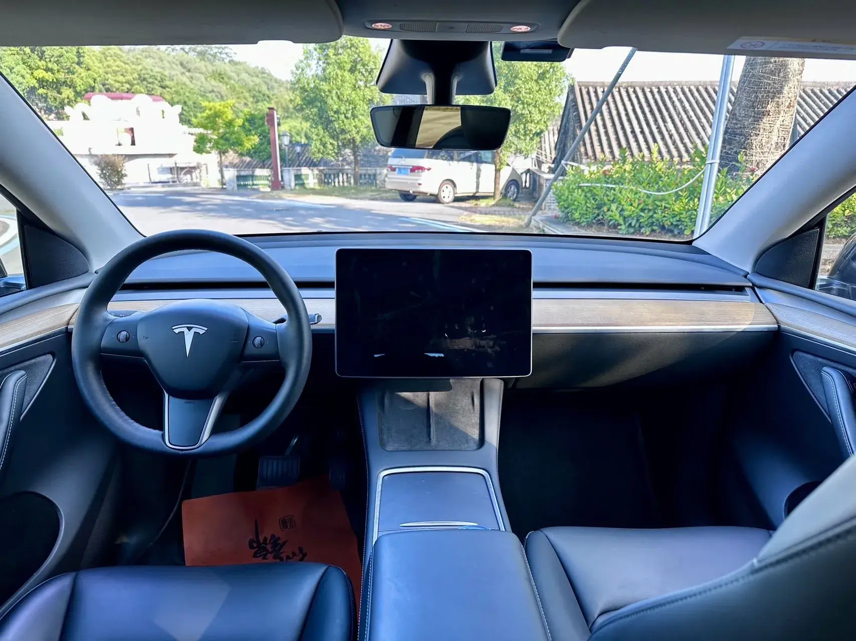 2021 TESLA MODEL thumbnail 4