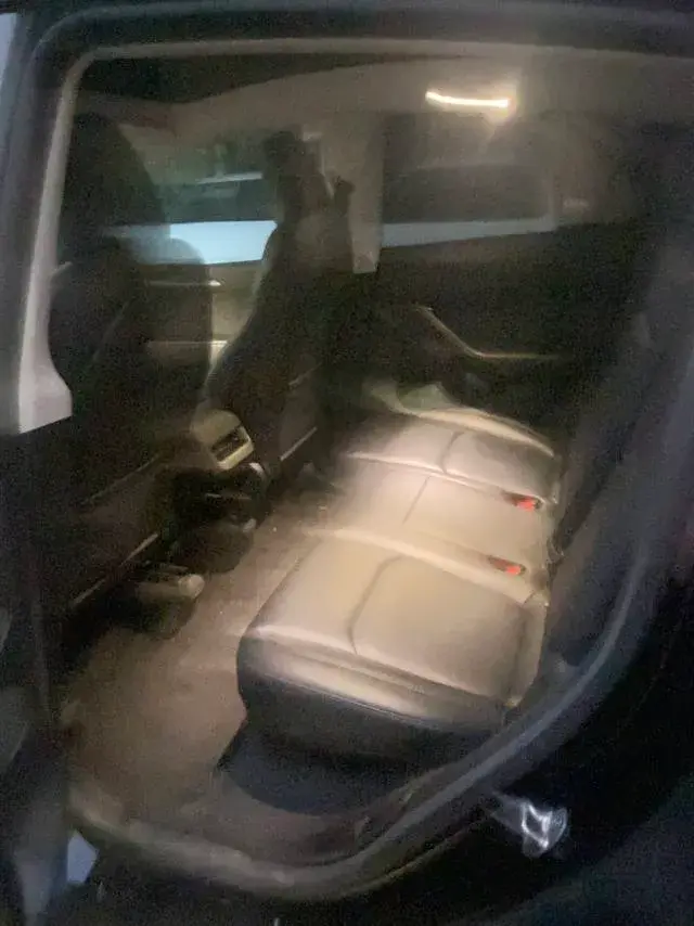 2022 TESLA MODEL thumbnail 4