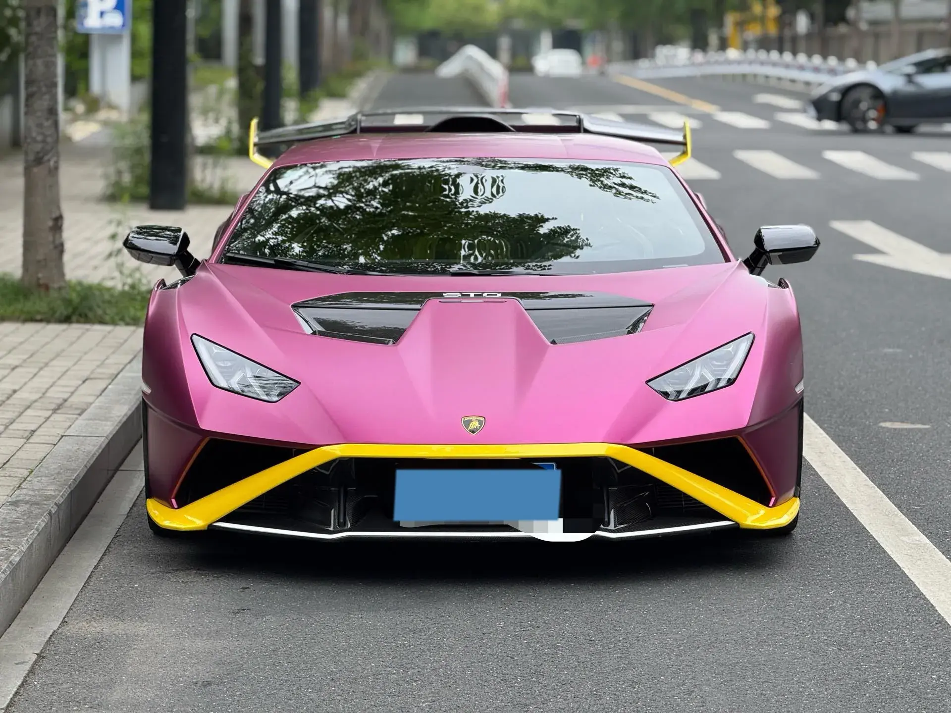 2021 LAMBORGHINI HURACÁN thumbnail 2