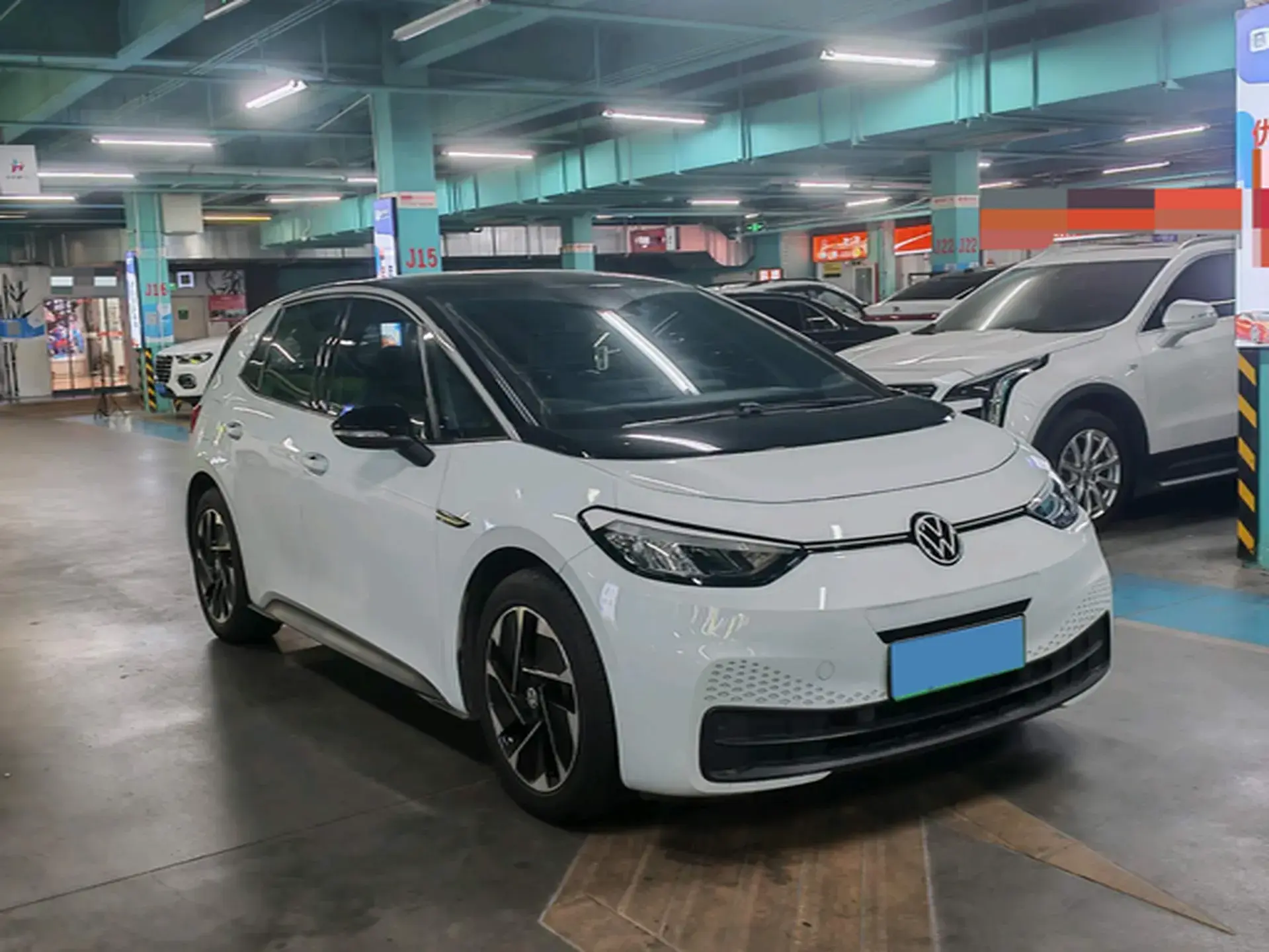 2023 VOLKSWAGEN ID.3 thumbnail 3