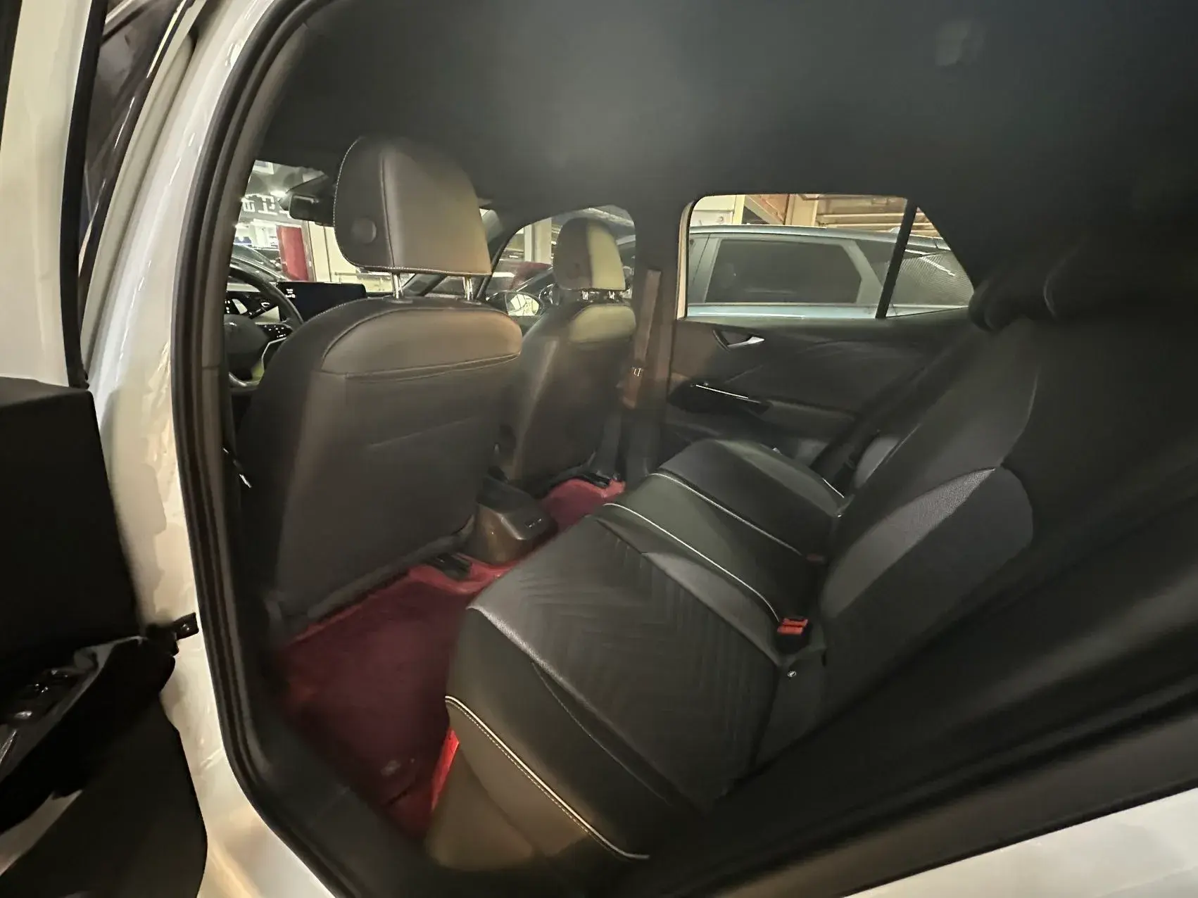 2023 VOLKSWAGEN ID.3 thumbnail 4