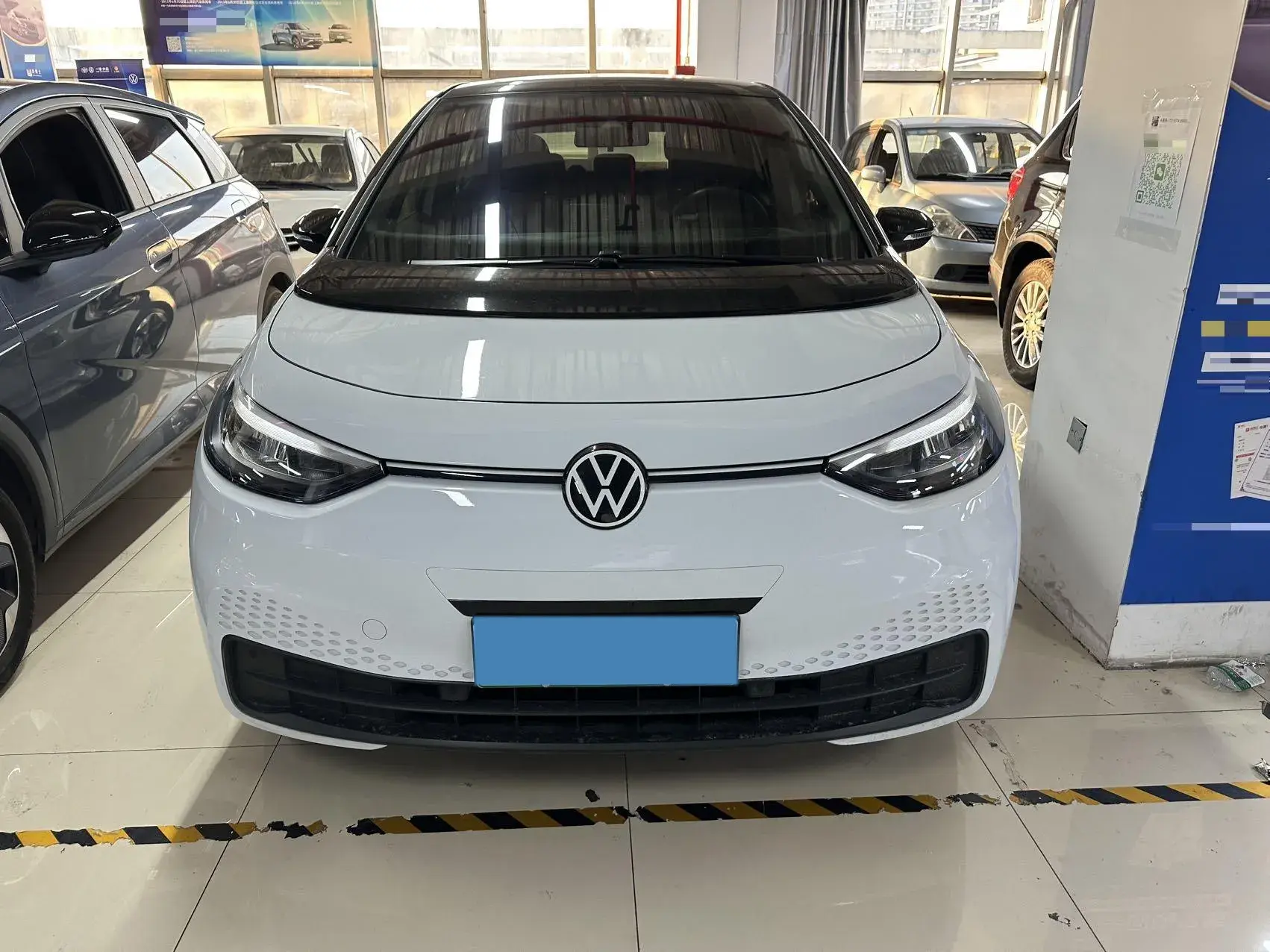 2023 VOLKSWAGEN ID.3 thumbnail 2