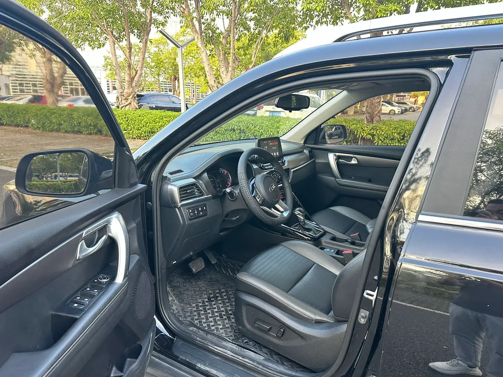 2019 KIA SPORTAGE thumbnail 4