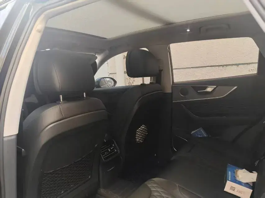 2023 HONGQI HS5 thumbnail 4