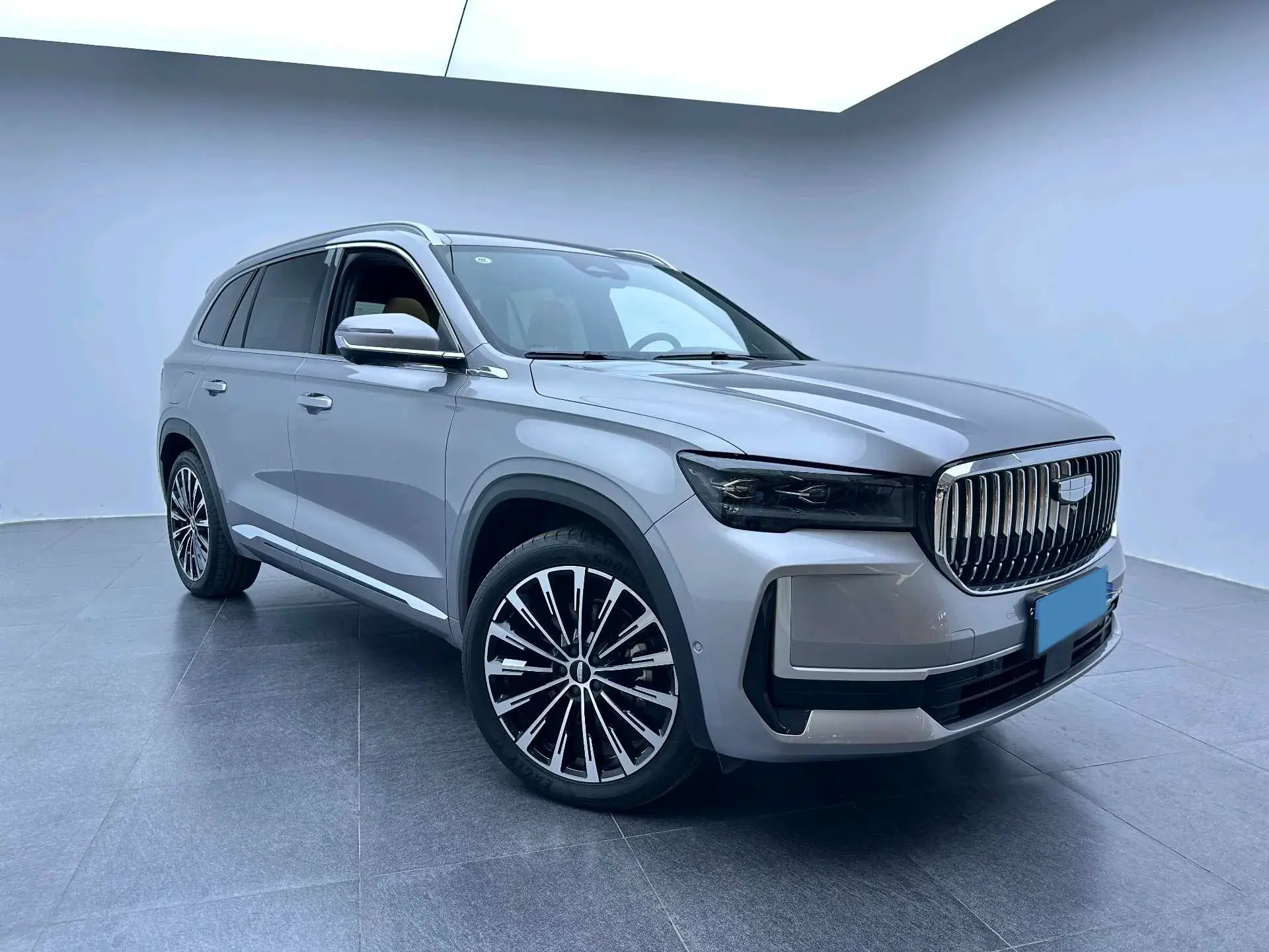 2024 GEELY MONJARO thumbnail 3
