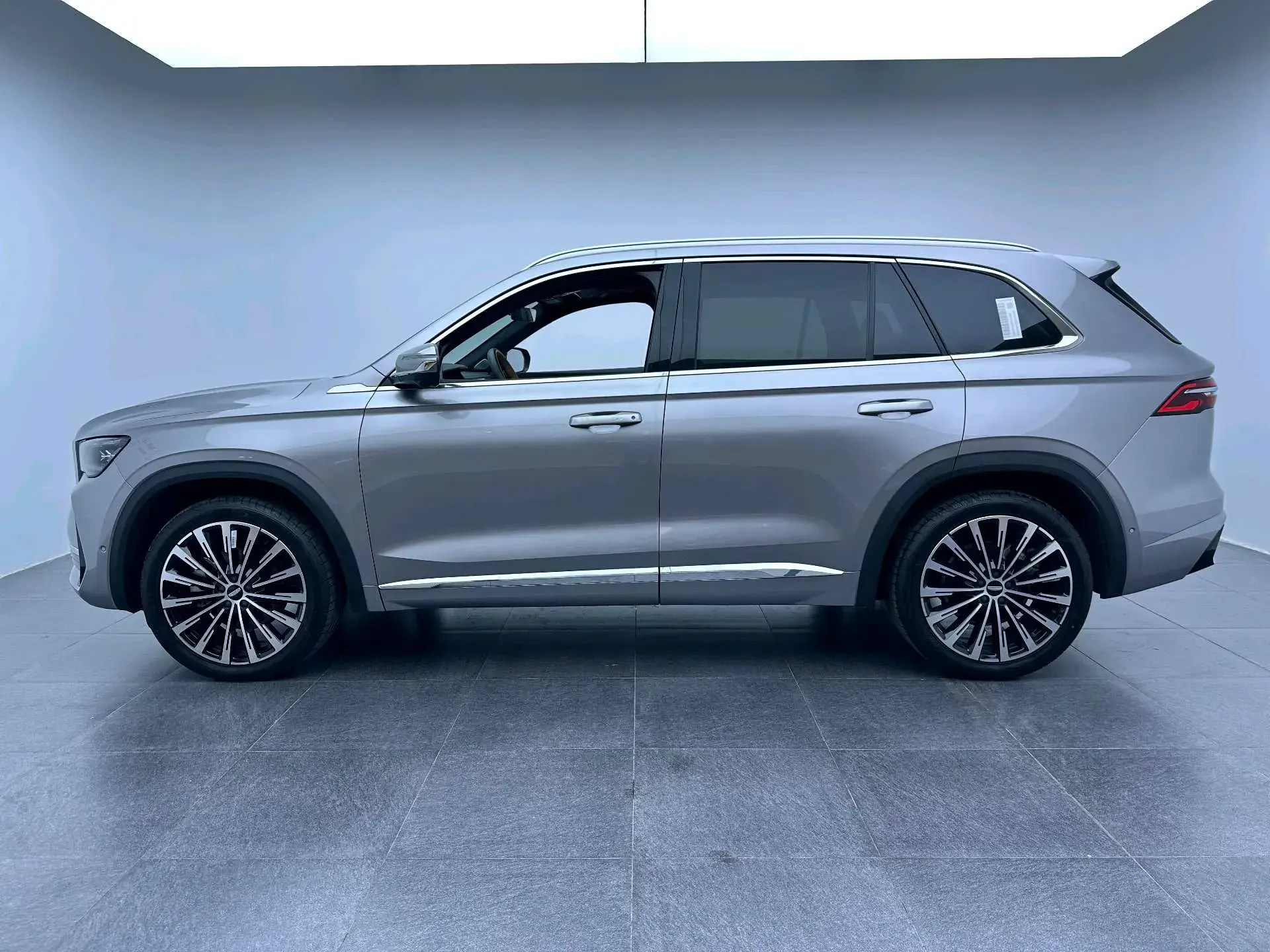 2024 GEELY MONJARO thumbnail 4