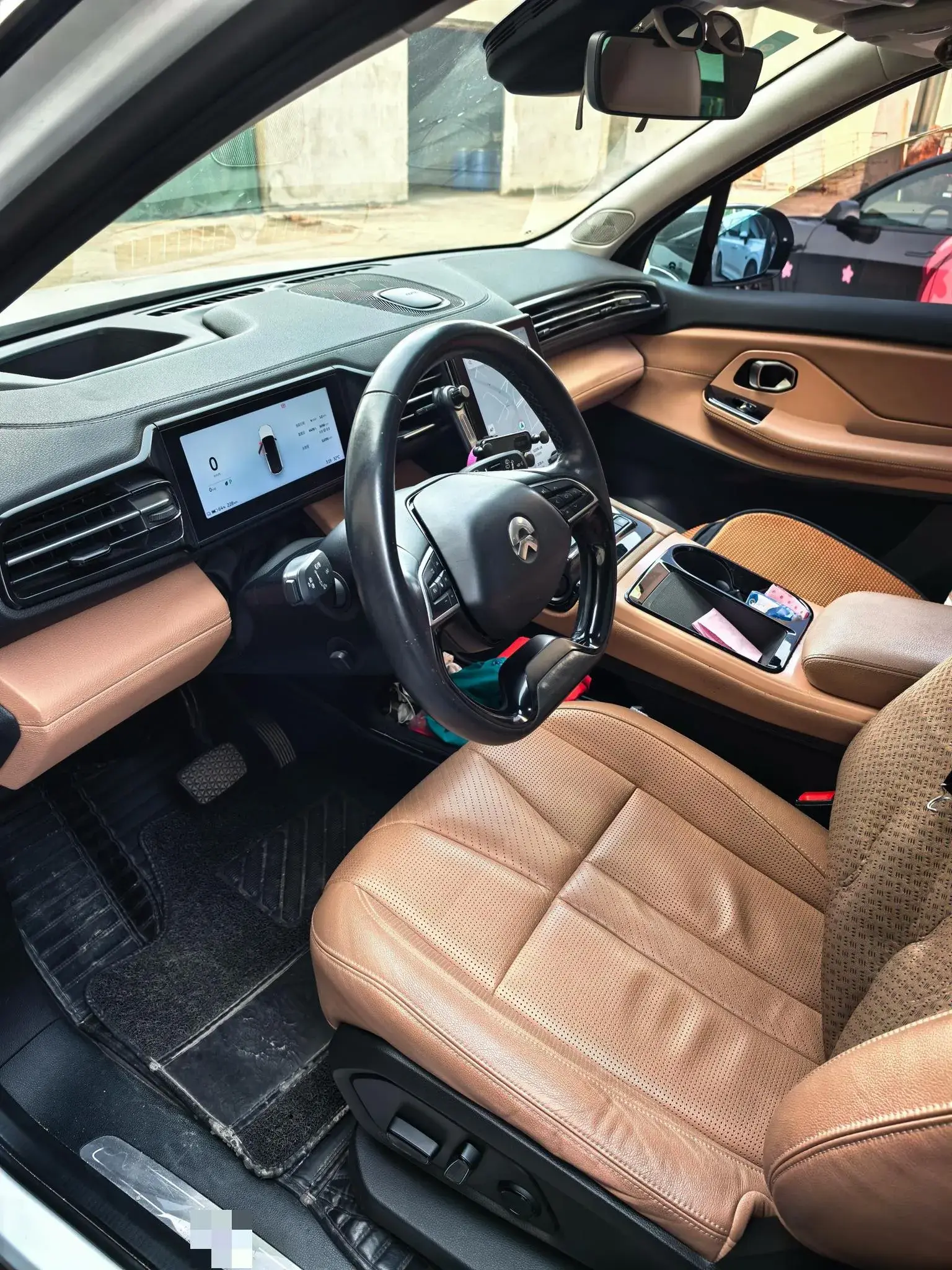 2019 NIO ES6 thumbnail 4