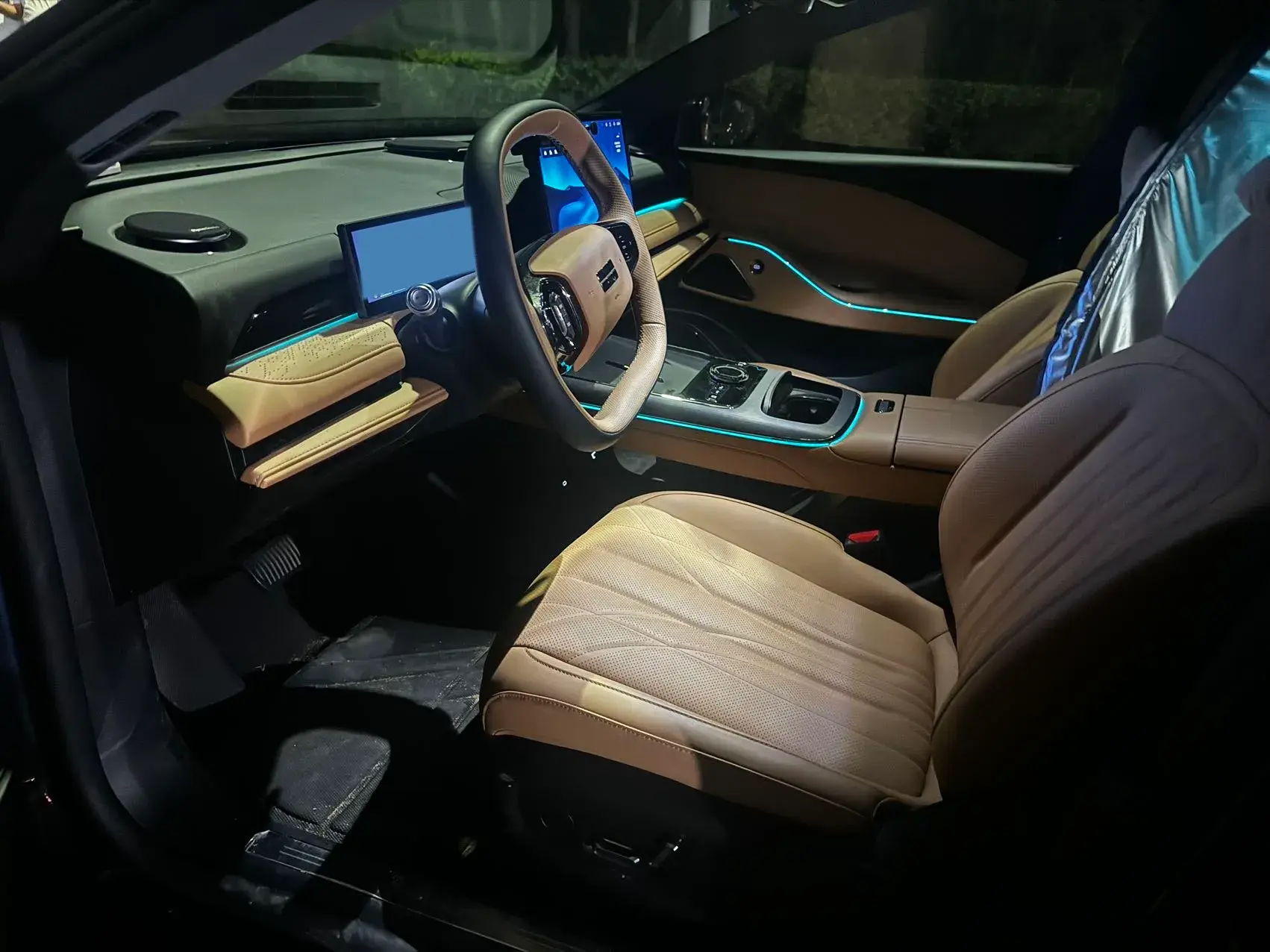 2025 GEELY GALAXY thumbnail 2