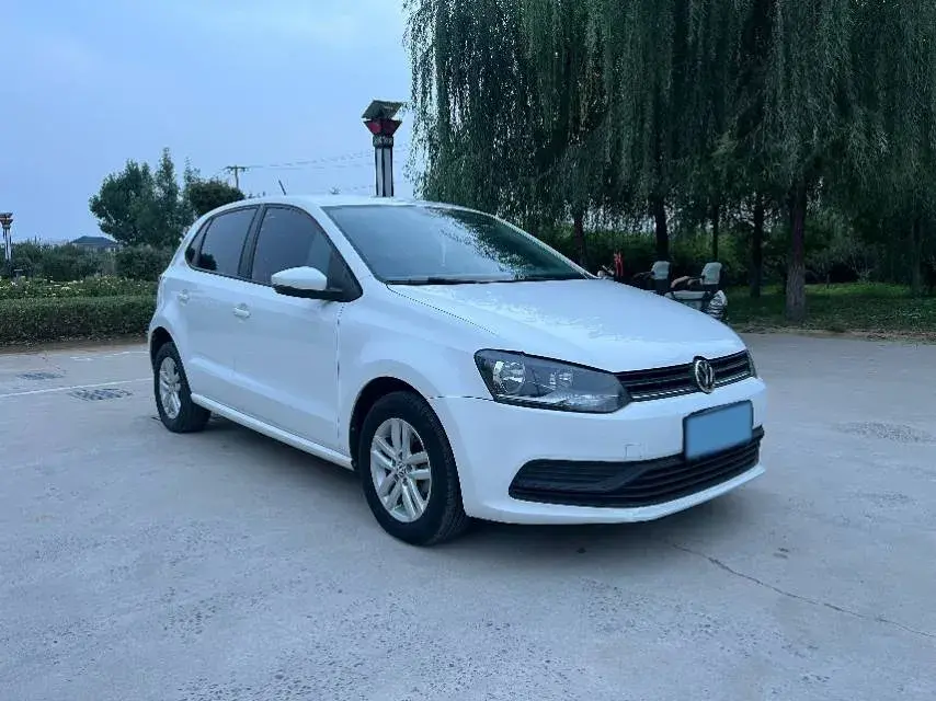 2018 VOLKSWAGEN POLO thumbnail 2