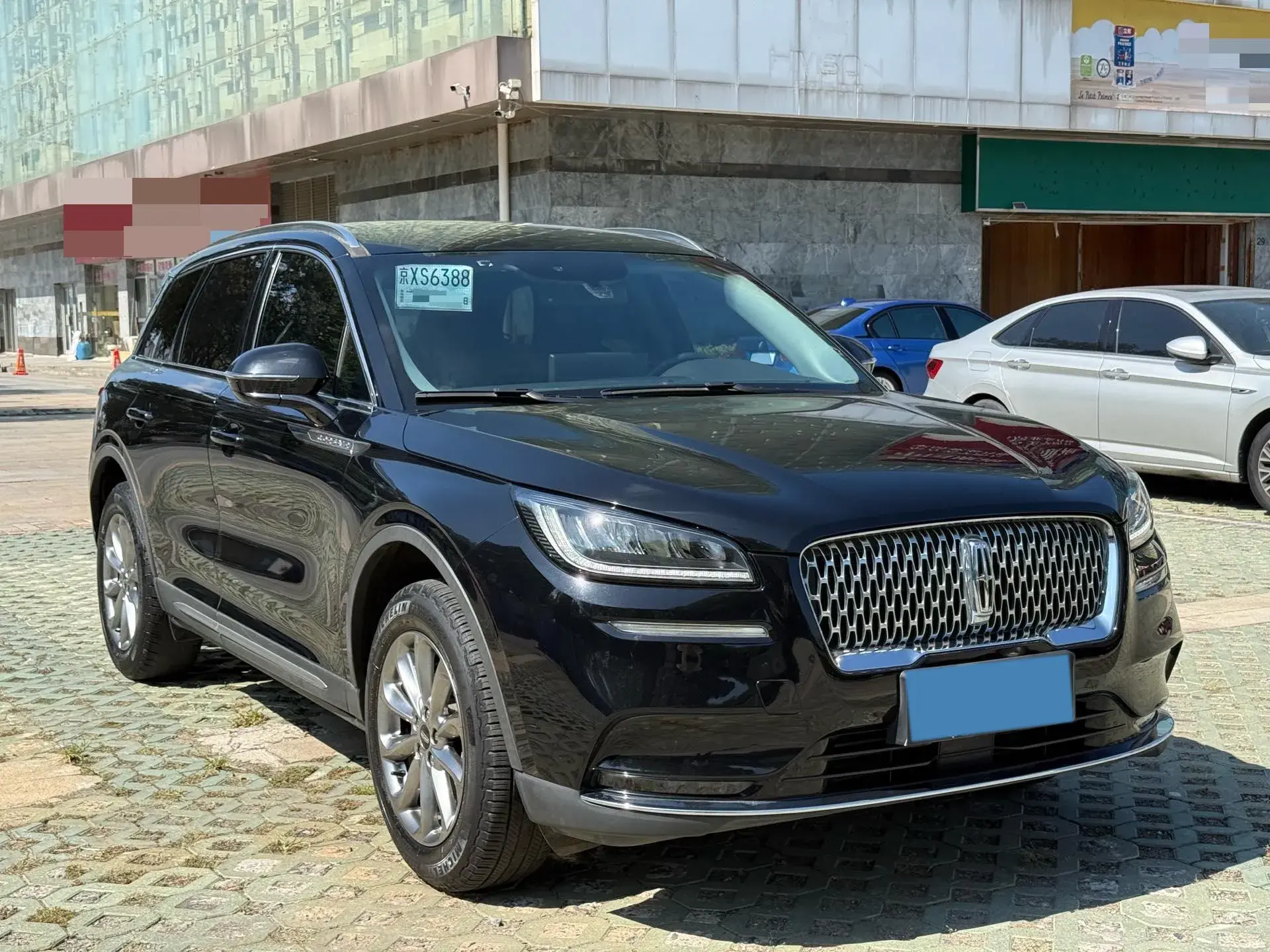 2021 LINCOLN CORSAIR thumbnail 3