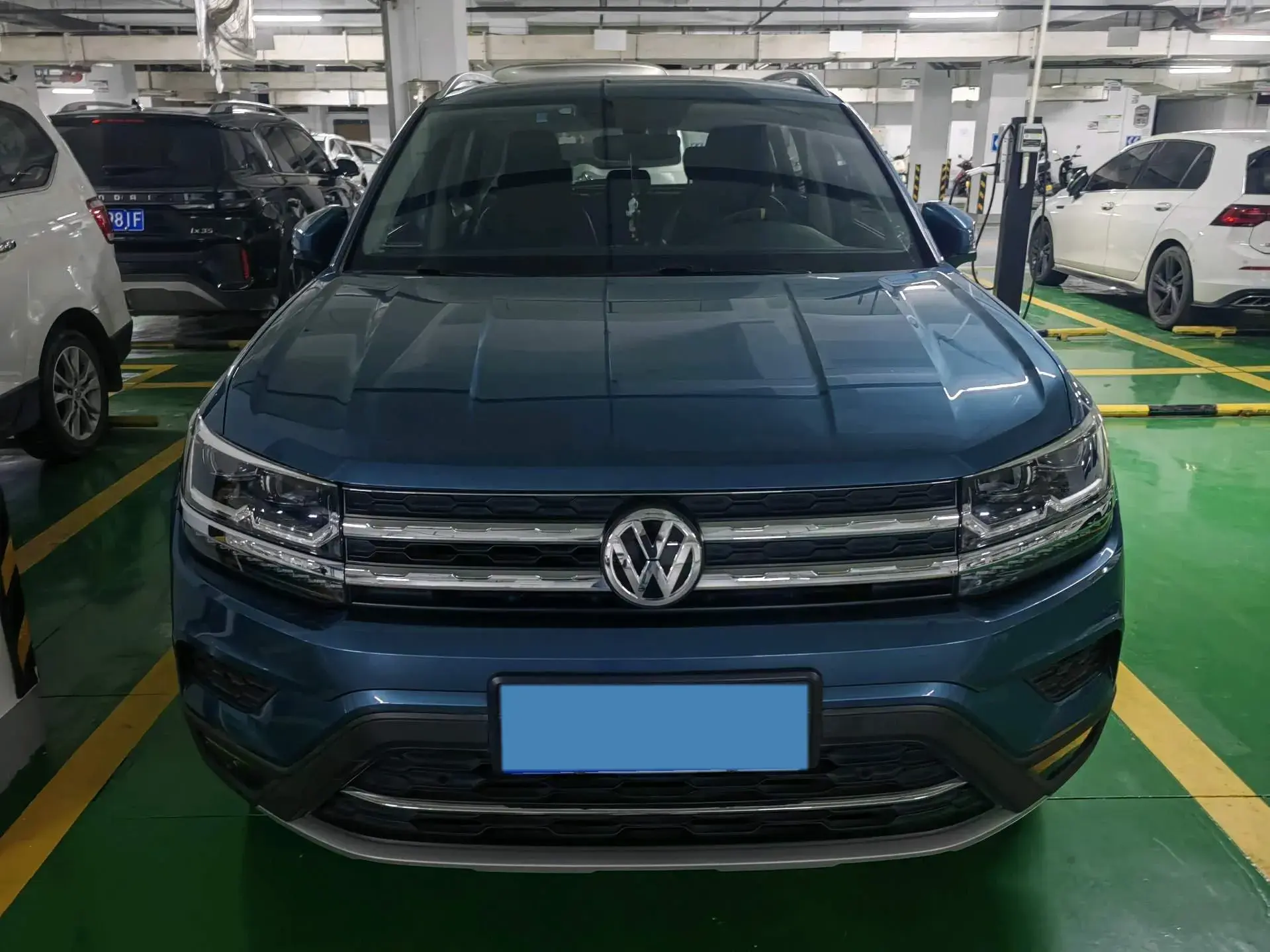 2020 VOLKSWAGEN THARU thumbnail 2