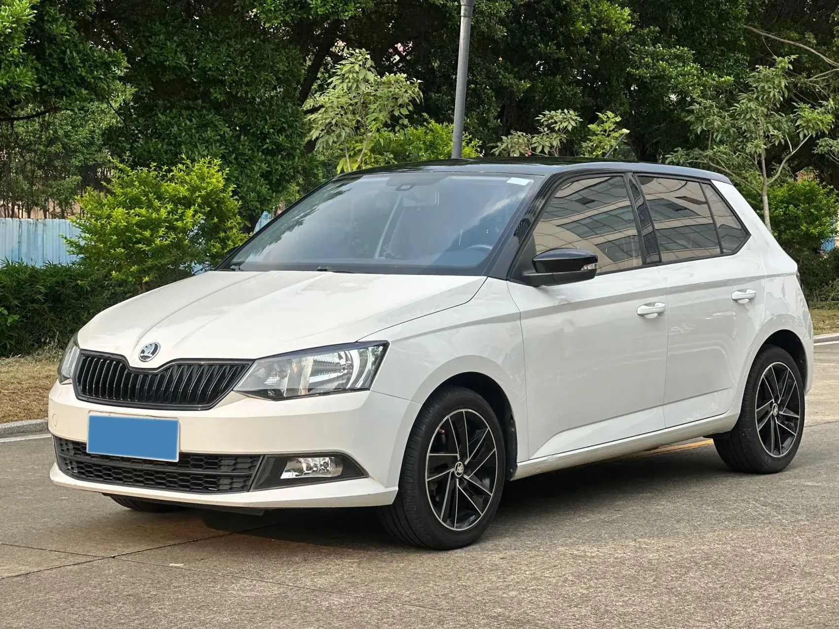 2017 SKODA FABIA view 1