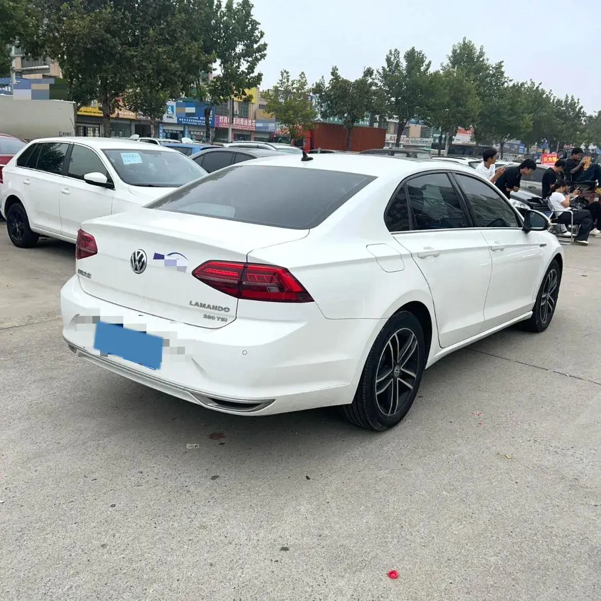 2019 VOLKSWAGEN LAMANDO thumbnail 3