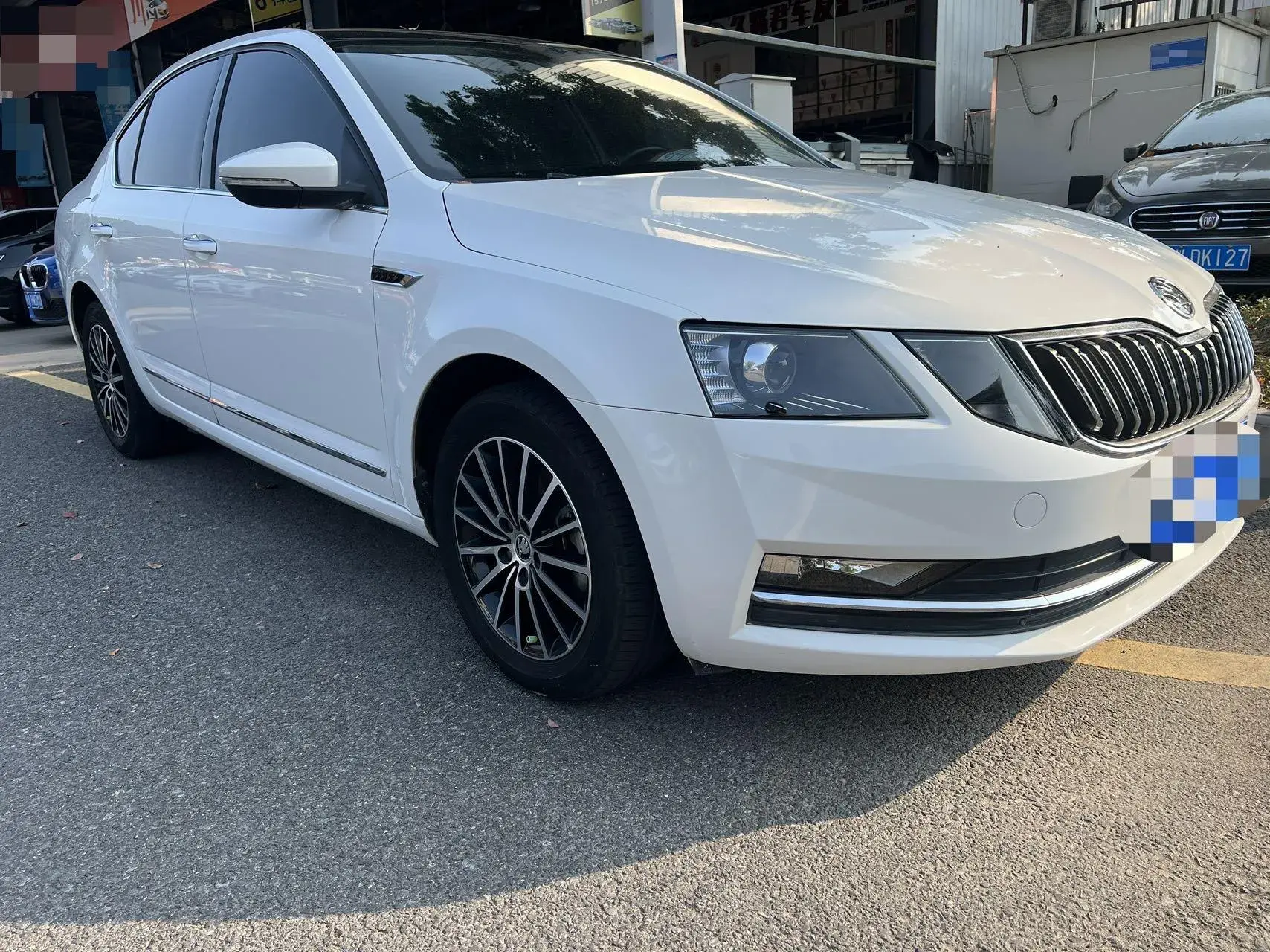 2018 SKODA OCTAVIA thumbnail 3