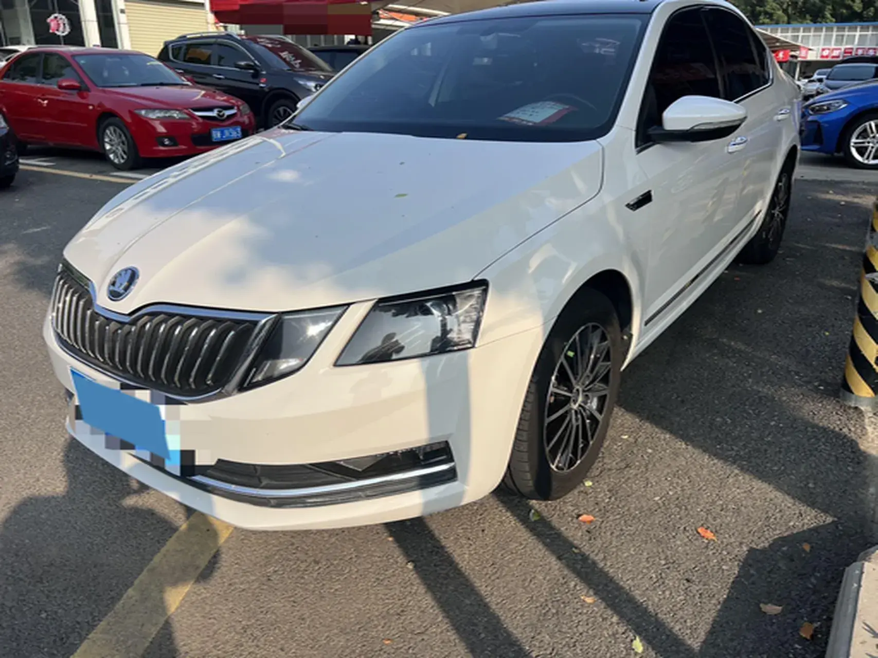 2018 SKODA OCTAVIA view 1