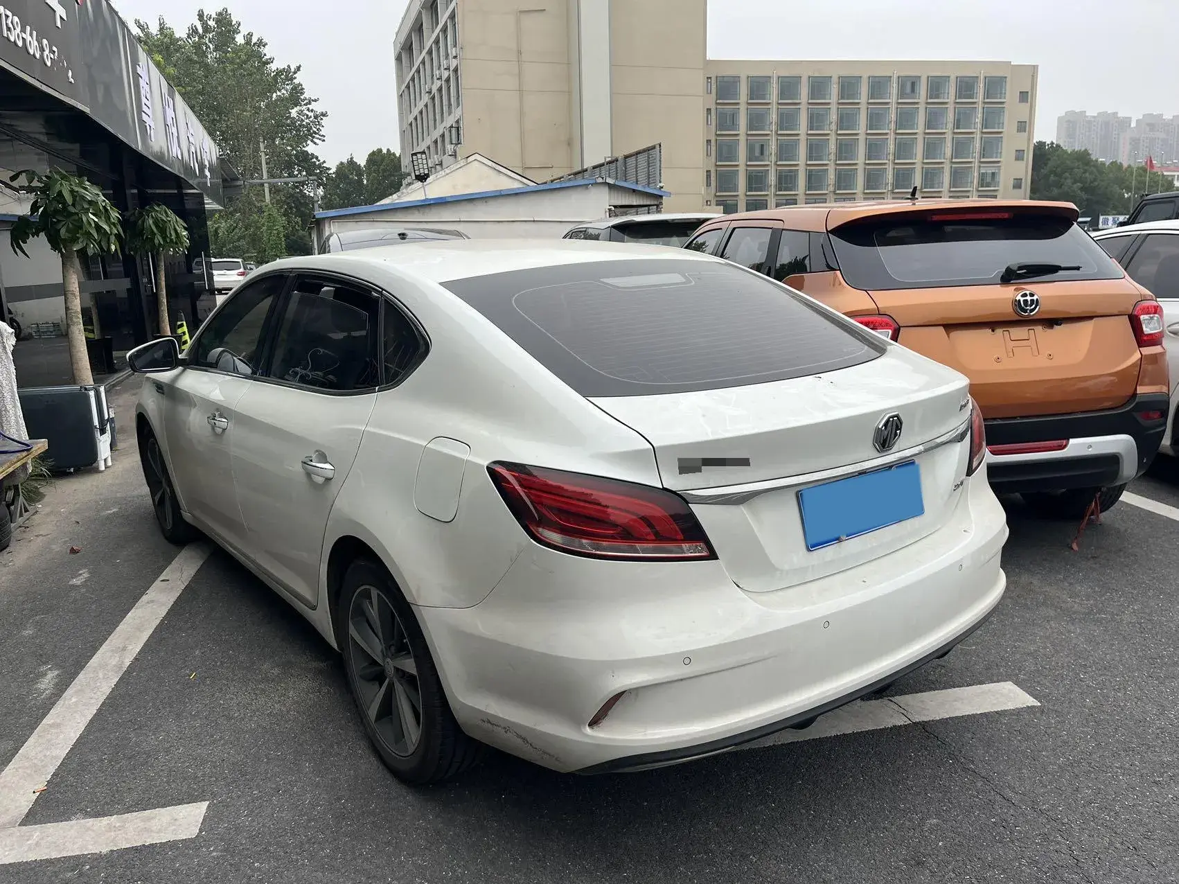 2019 MG MG6 thumbnail 3