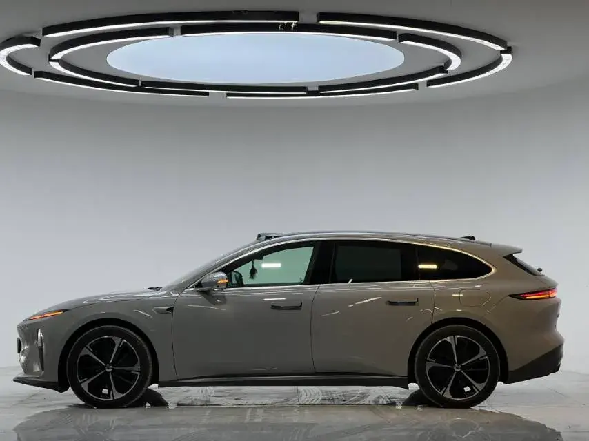 2024 NIO ET5T thumbnail 3