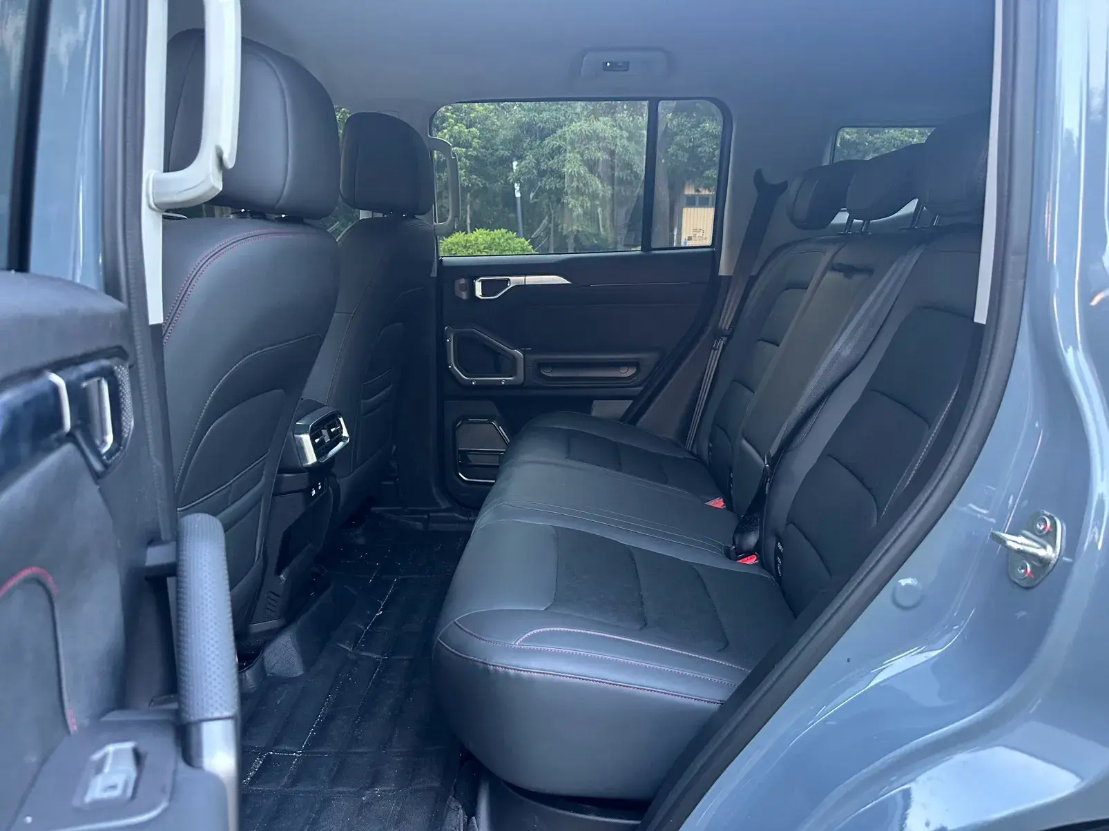 2024 JETOUR SHANHAI thumbnail 3