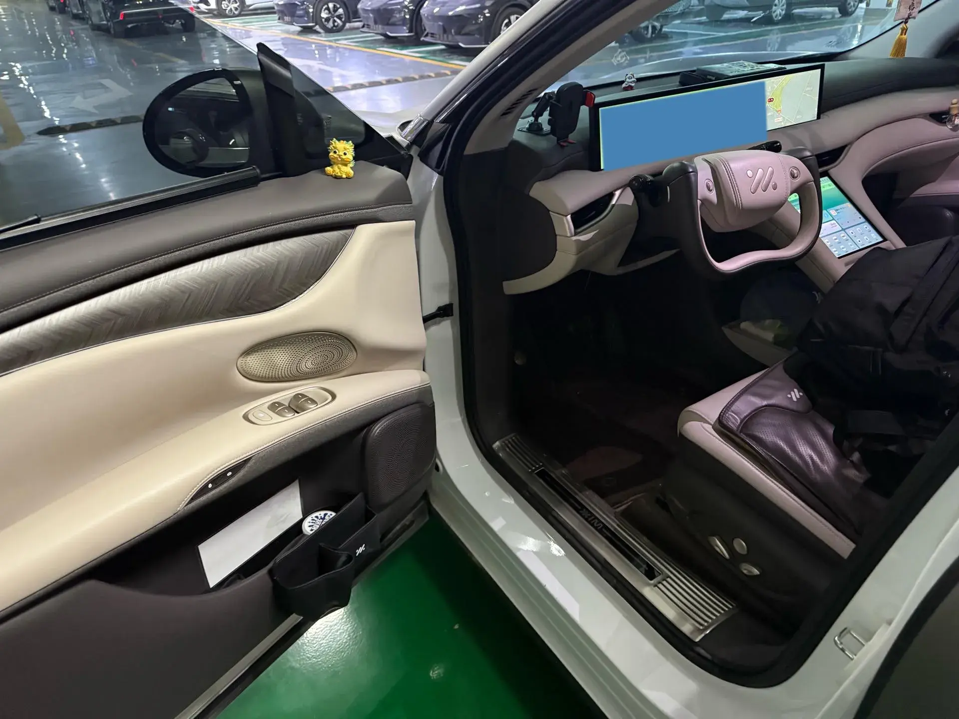 2025 IM LS6 thumbnail 3