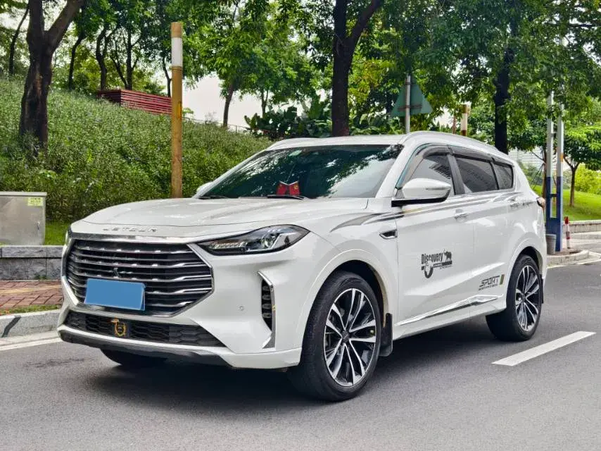 2021 JETOUR X70 view 1