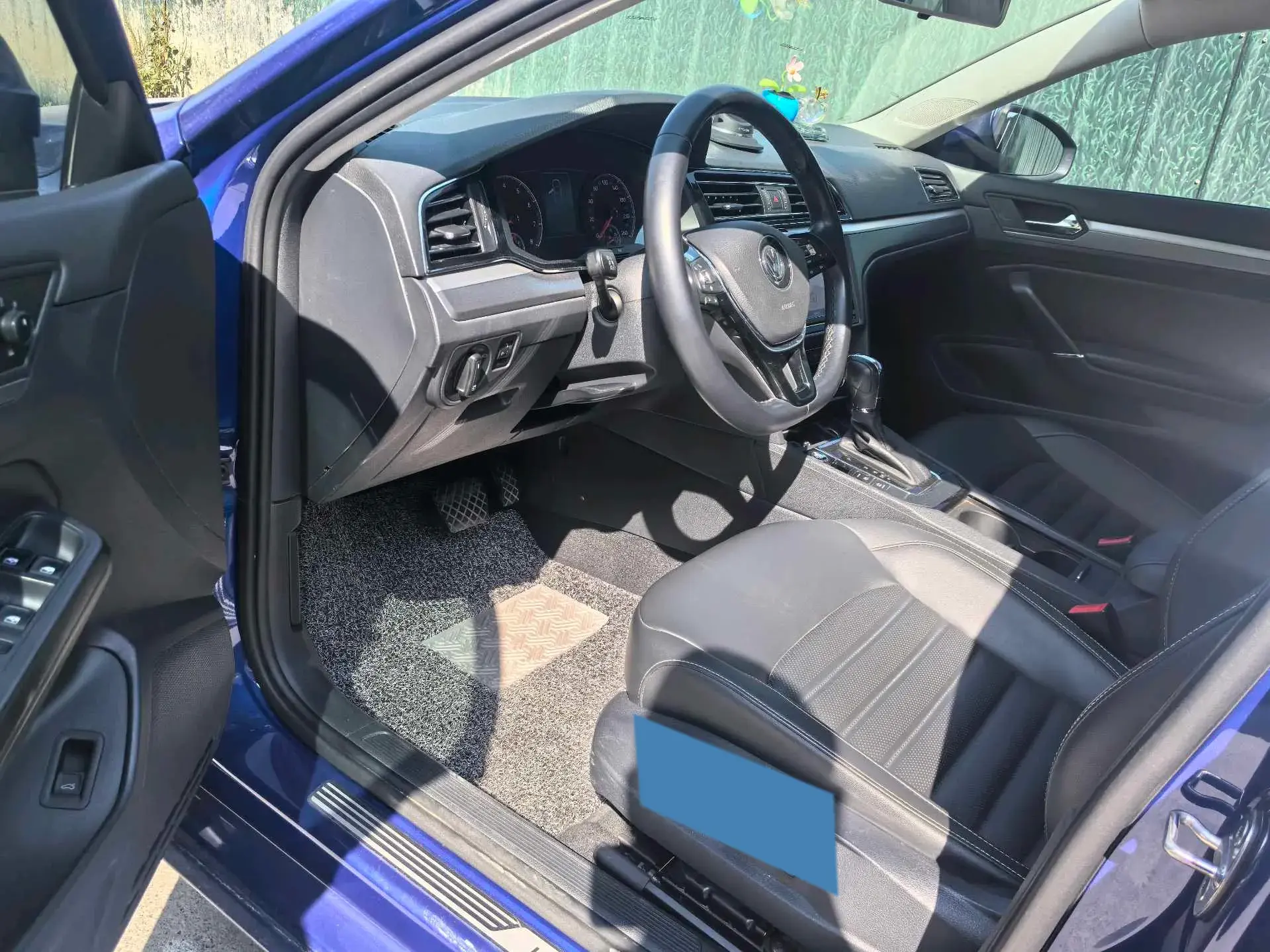 2019 VOLKSWAGEN LAMANDO thumbnail 4