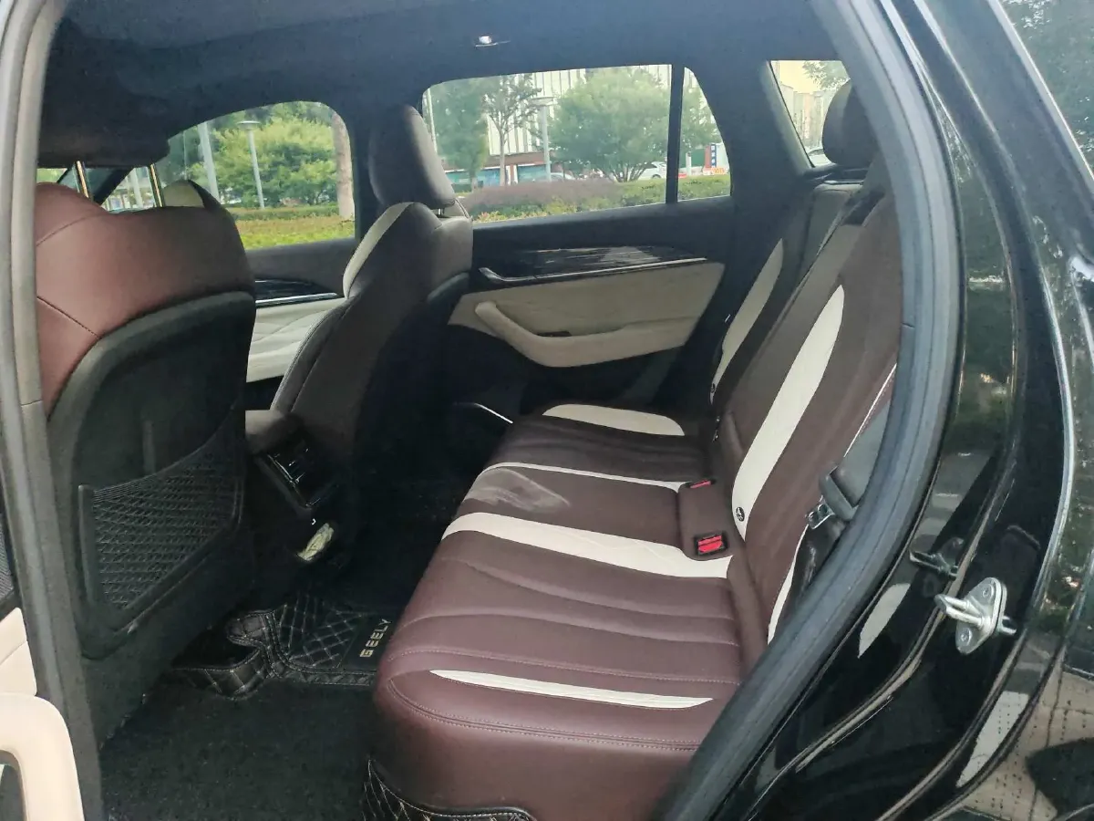 2024 Geely Monjaro 2.0T 238HP L4 8AT,autocango,china used car exporter,china ev exporter,chinese used car exporter,chinese used ev exporter