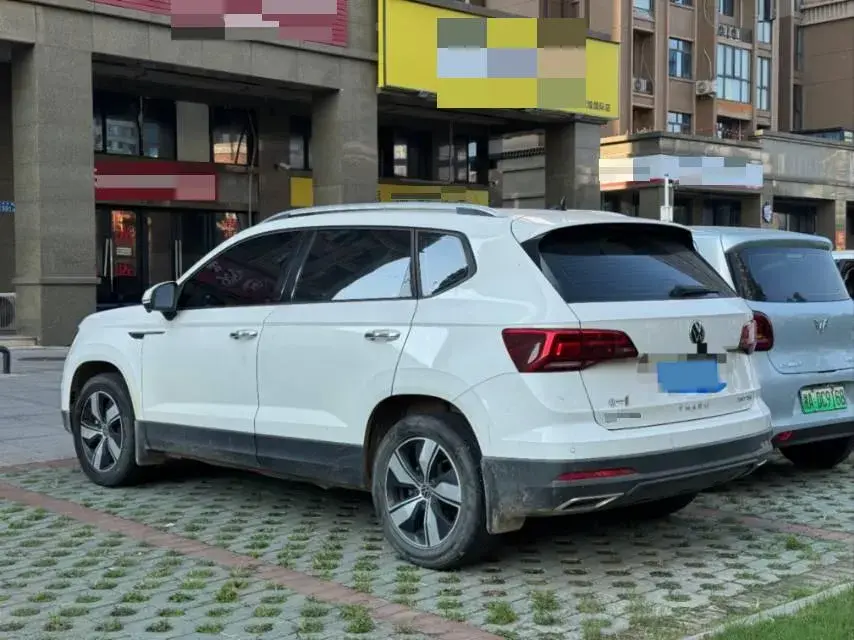 2021 VOLKSWAGEN THARU thumbnail 2