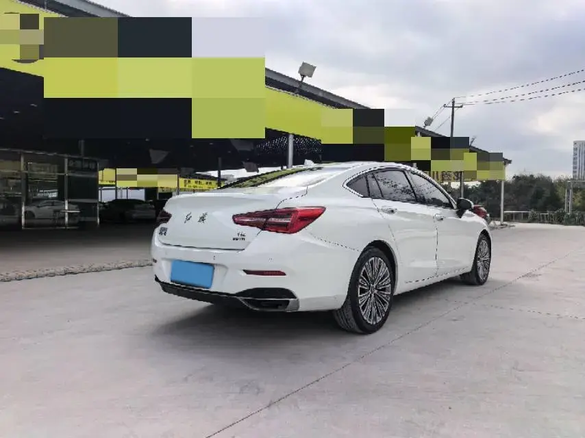 2022 HONGQI H5 thumbnail 4