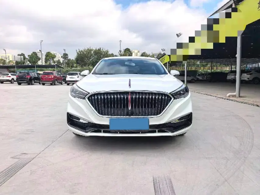 2022 HONGQI H5 thumbnail 2