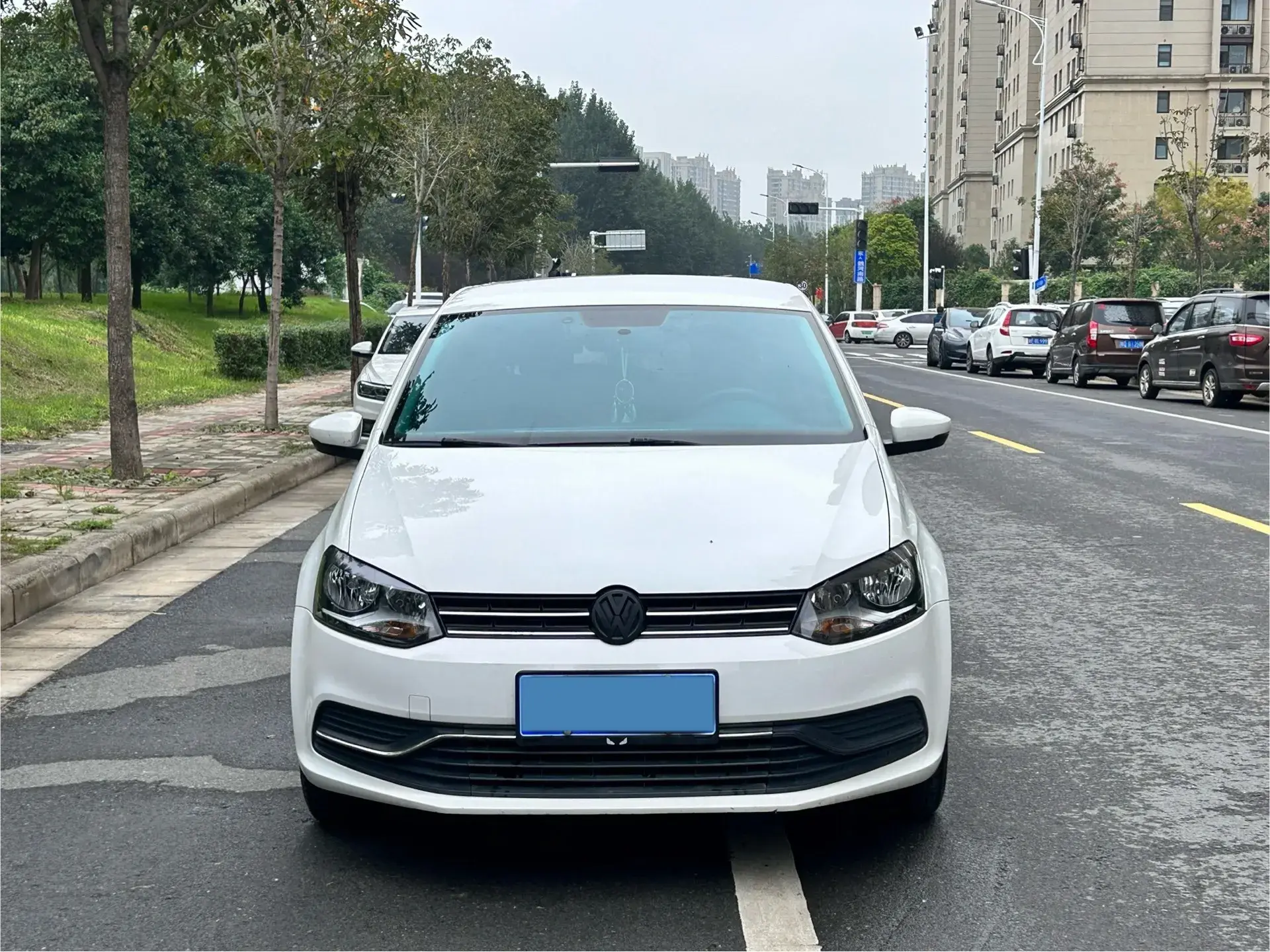 2018 VOLKSWAGEN POLO thumbnail 2