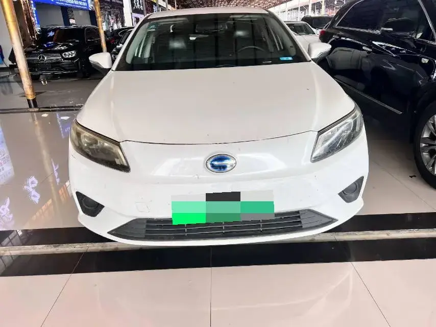 2019 AION S thumbnail 3