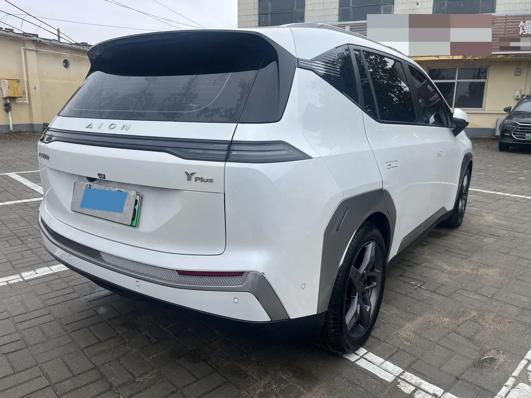 2023 AION V thumbnail 4