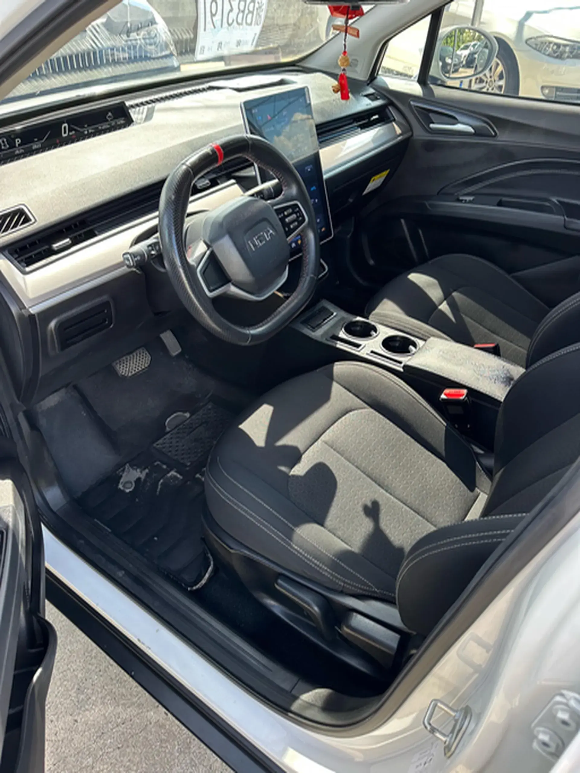 2021 NETA V thumbnail 3