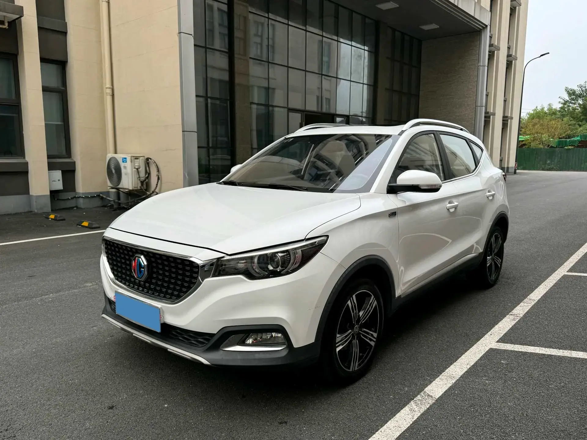 2018 MG ZS view 1