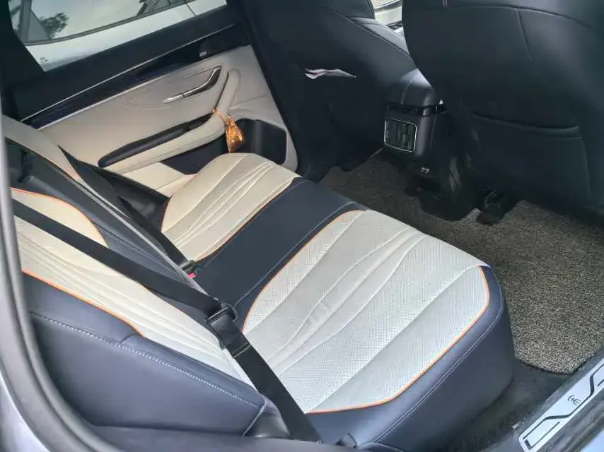 2022 BYD SONG thumbnail 3