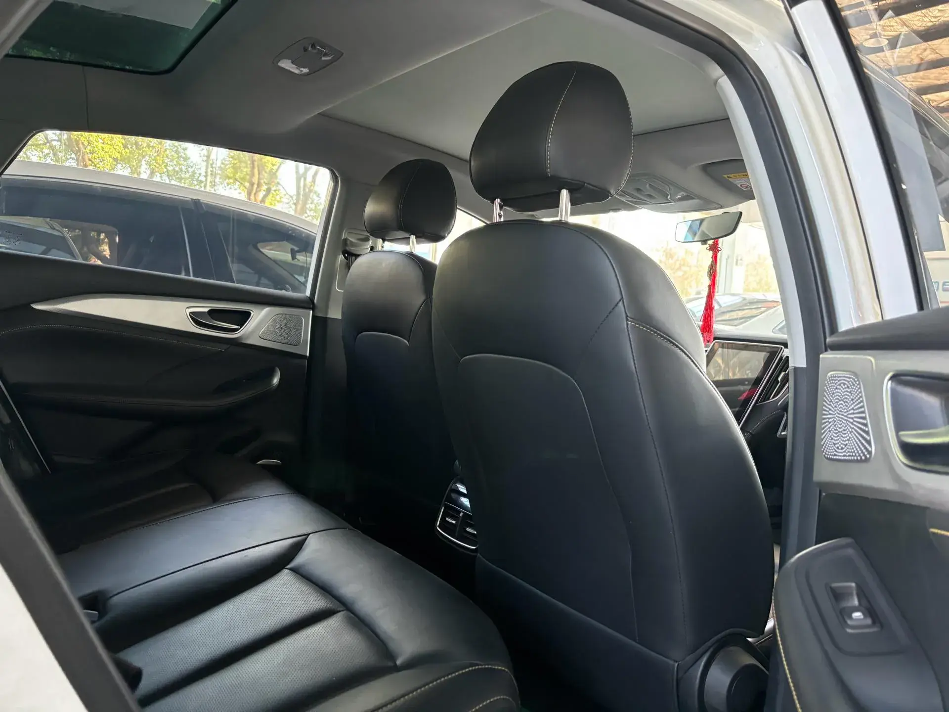 2024 ROEWE D7 thumbnail 4