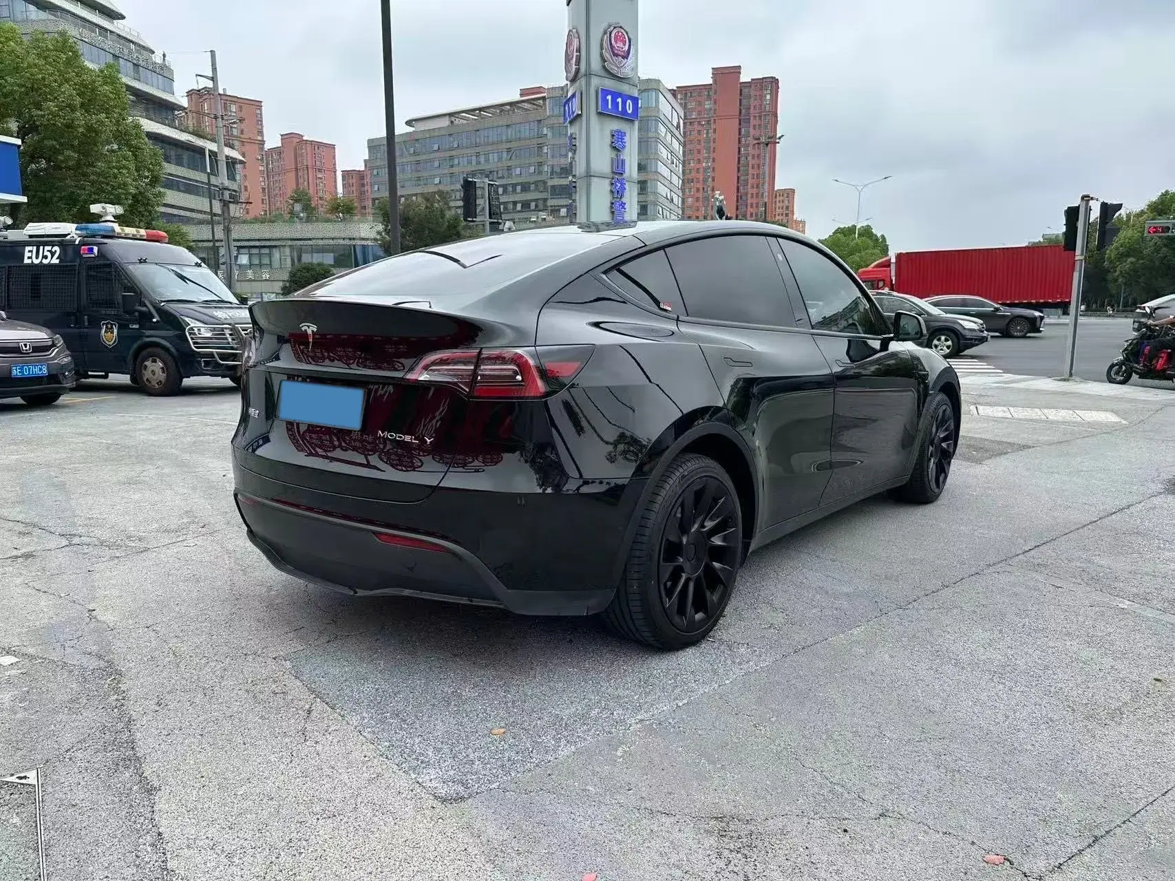 2021 TESLA MODEL thumbnail 3