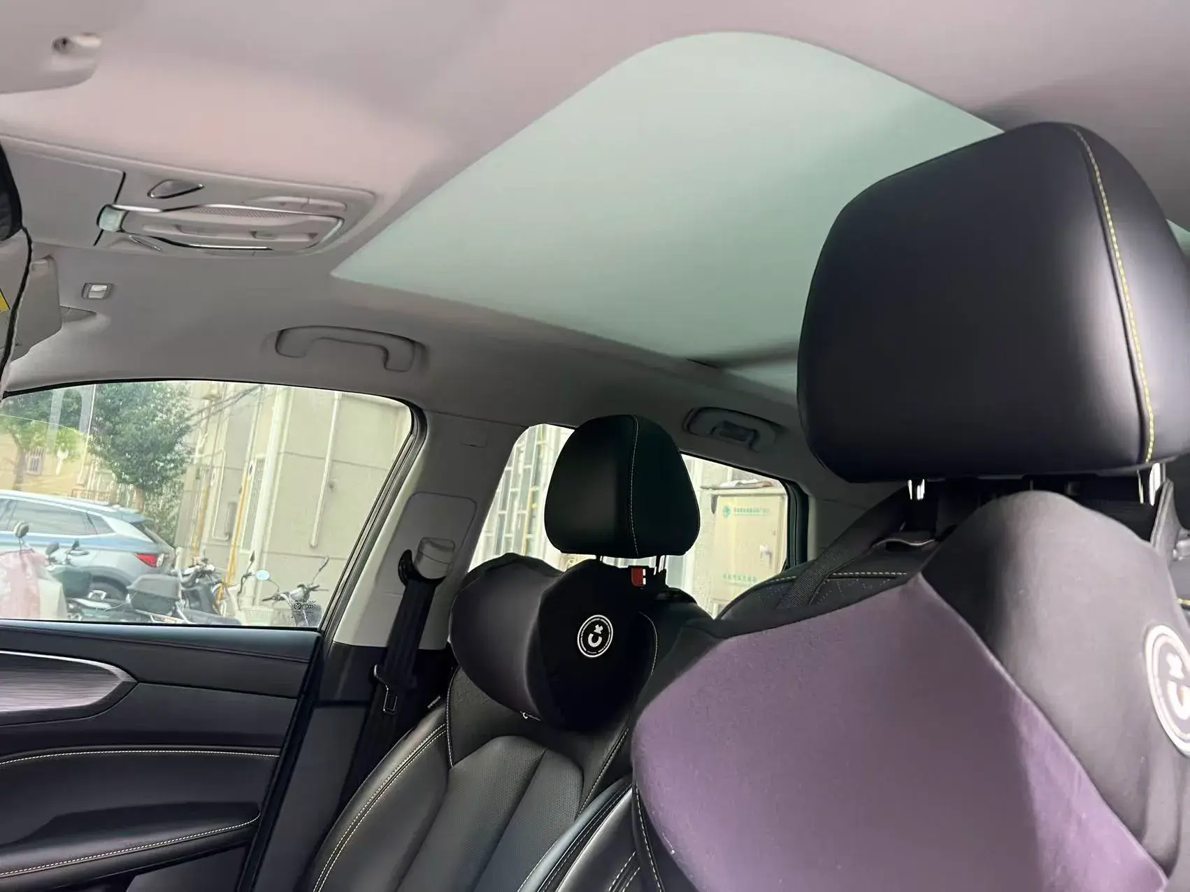 2020 ROEWE RX5 thumbnail 3