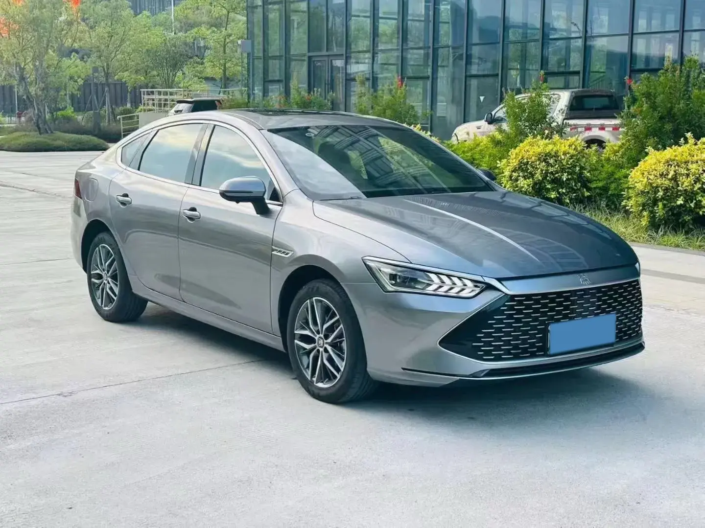 2023 BYD QIN thumbnail 2